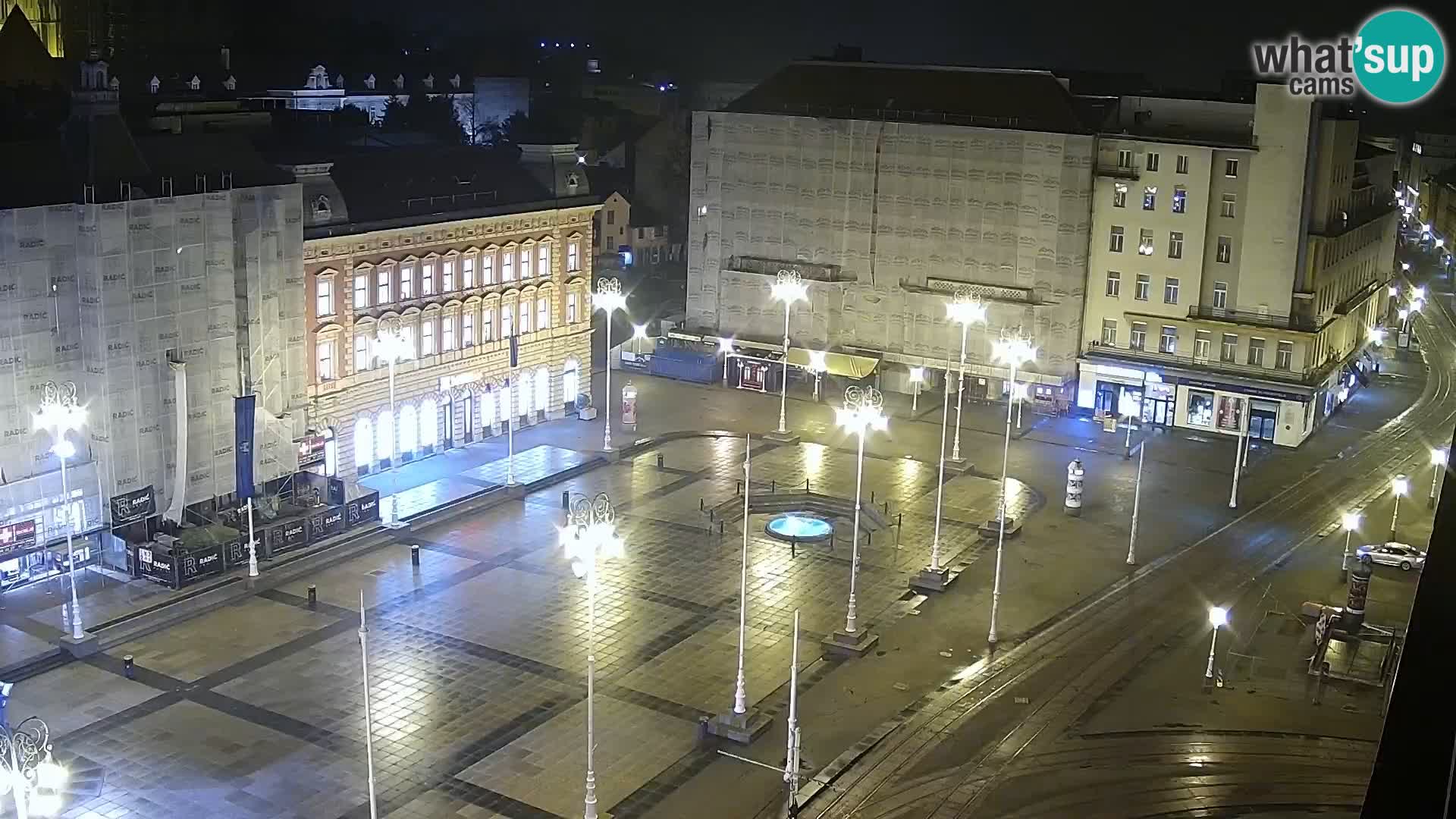 Trg Bana Jelačića web kamera Zagreb – Hotel Dubrovnik