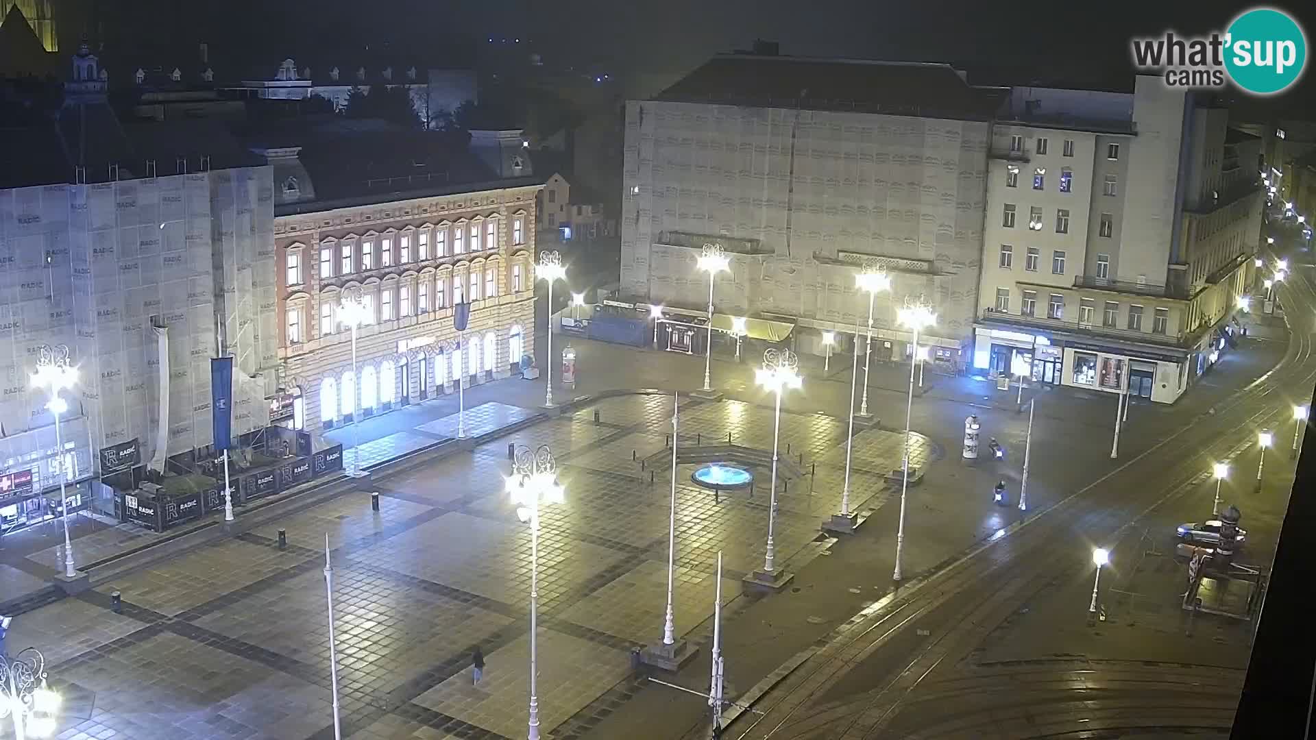 Trg Bana Jelačića v živo Zagreb – Hotel Dubrovnik