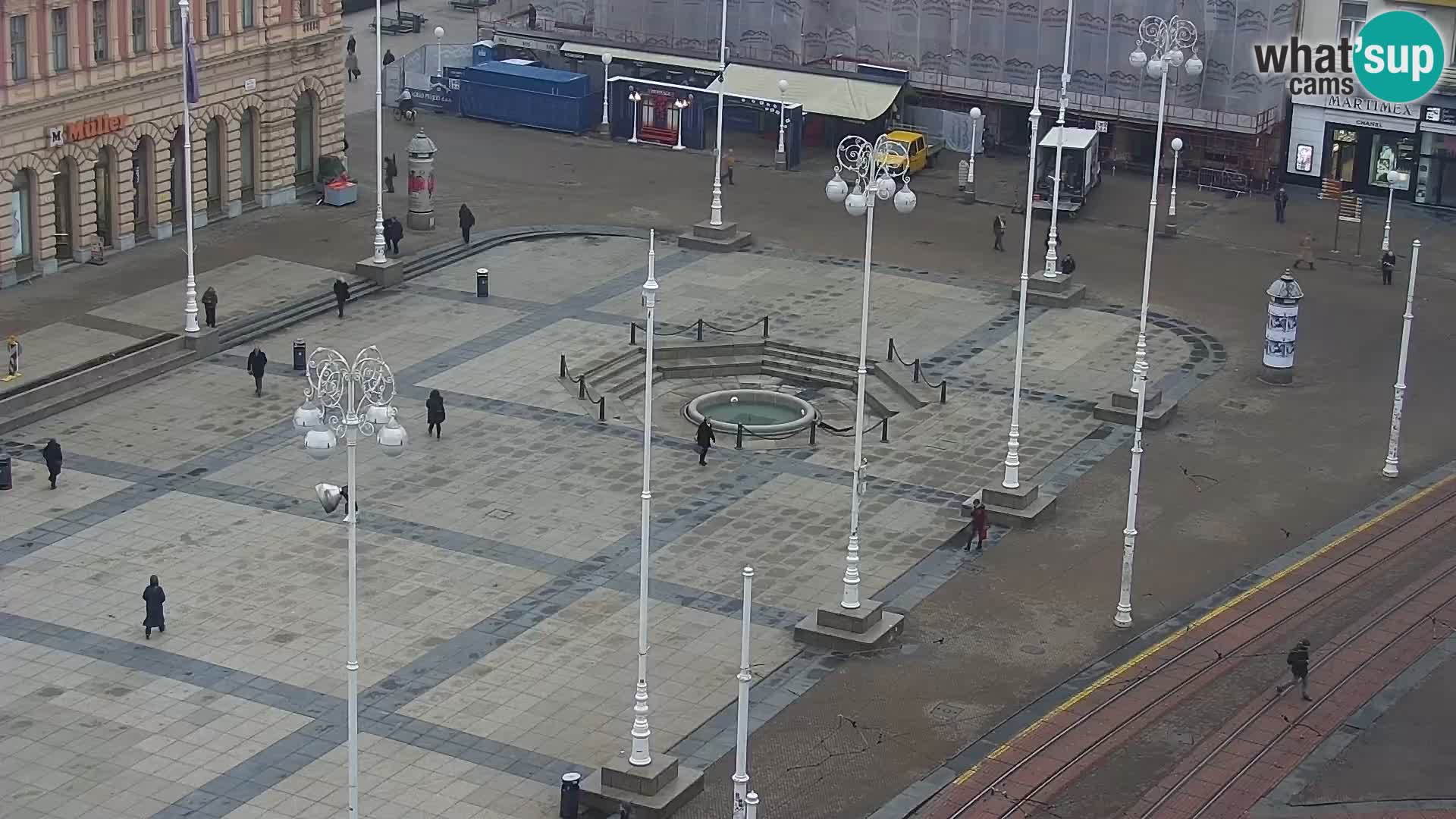 Trg Bana Jelačića v živo Zagreb – Hotel Dubrovnik