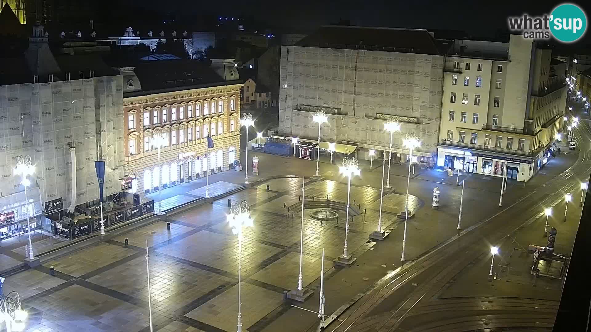 Trg Bana Jelačića web kamera Zagreb – Hotel Dubrovnik