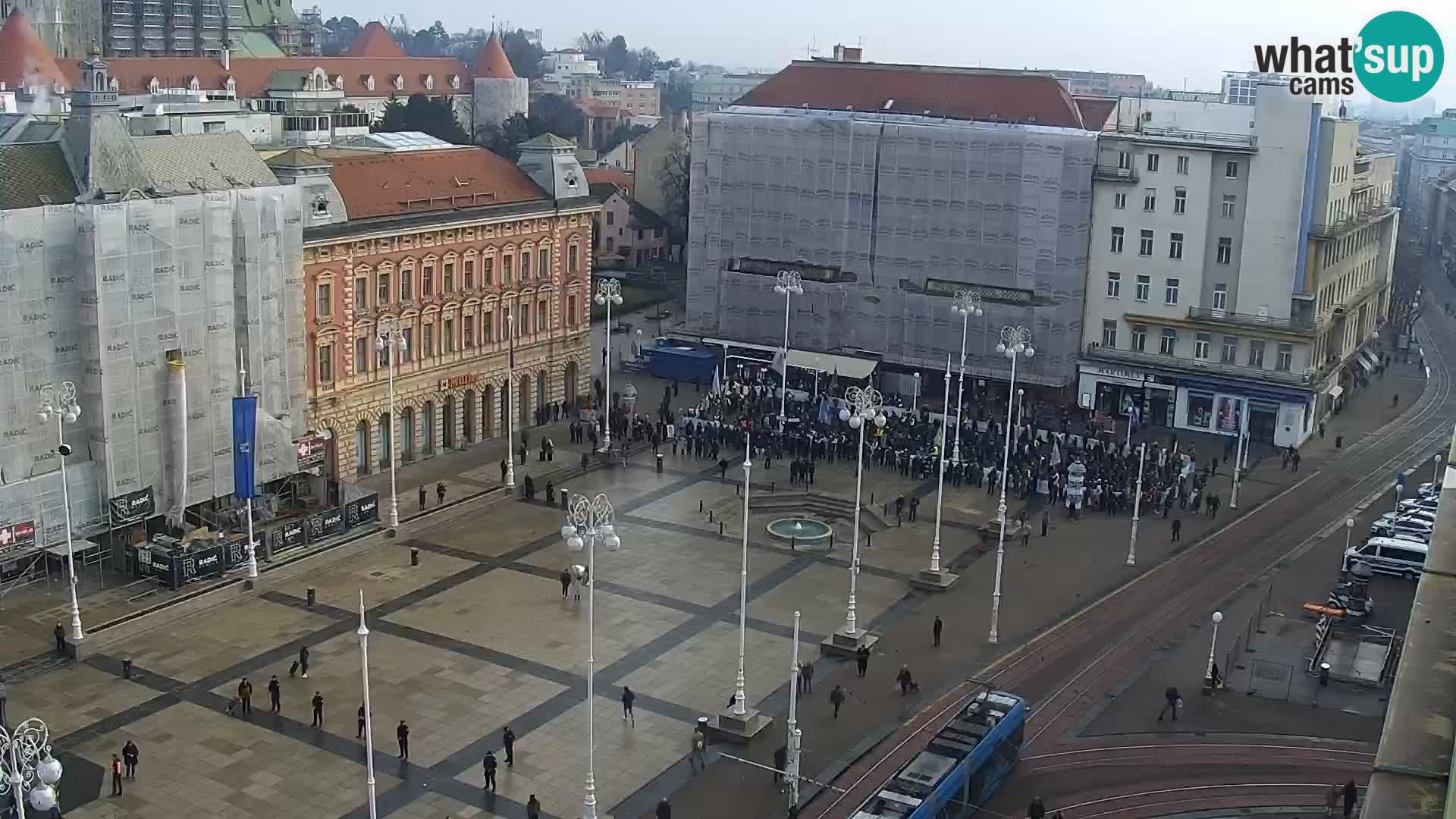 Ban Jelačić live cam Zagreb – Hotel Dubrovnik