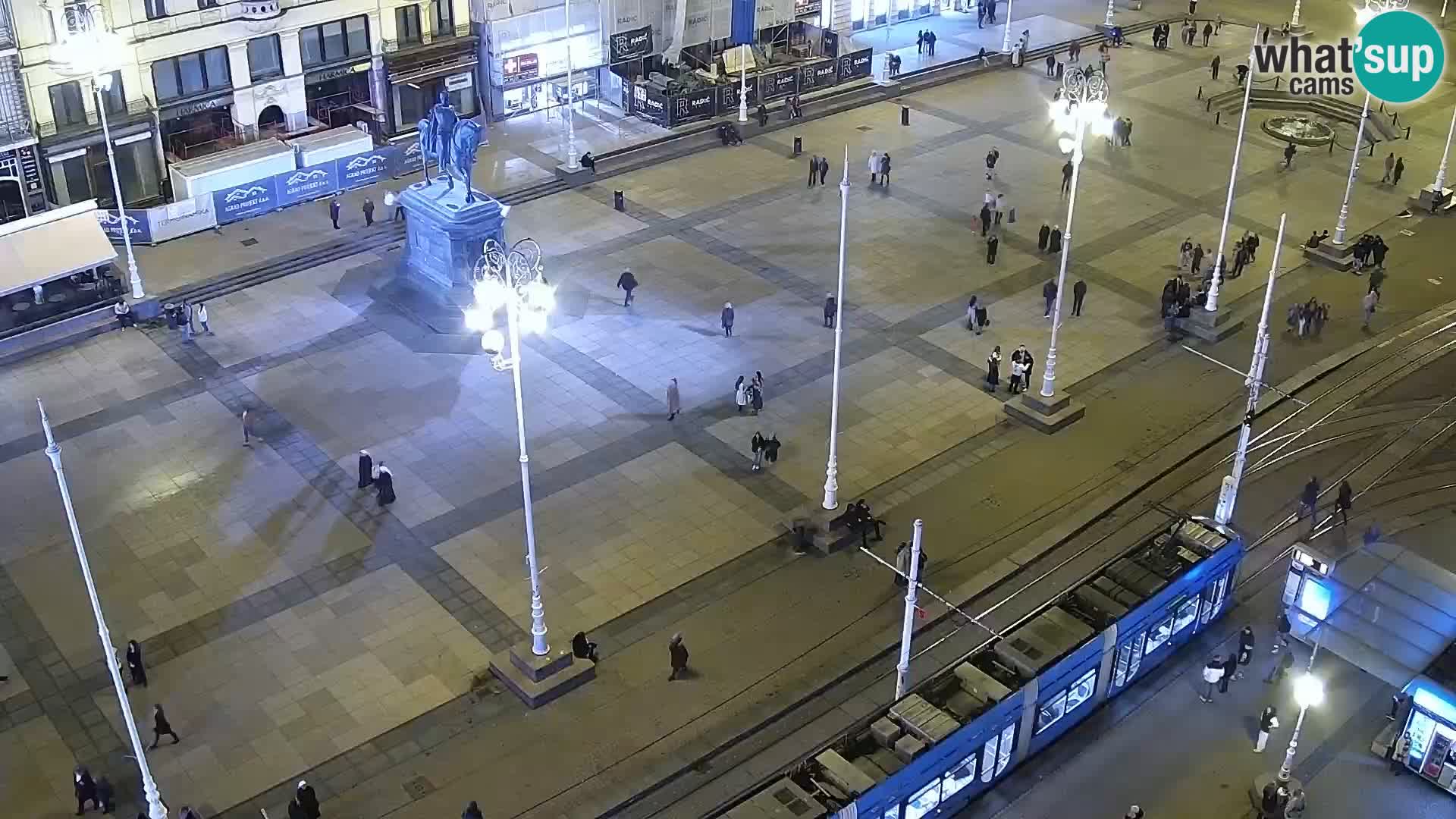 Trg Bana Jelačića web kamera Zagreb – Hotel Dubrovnik