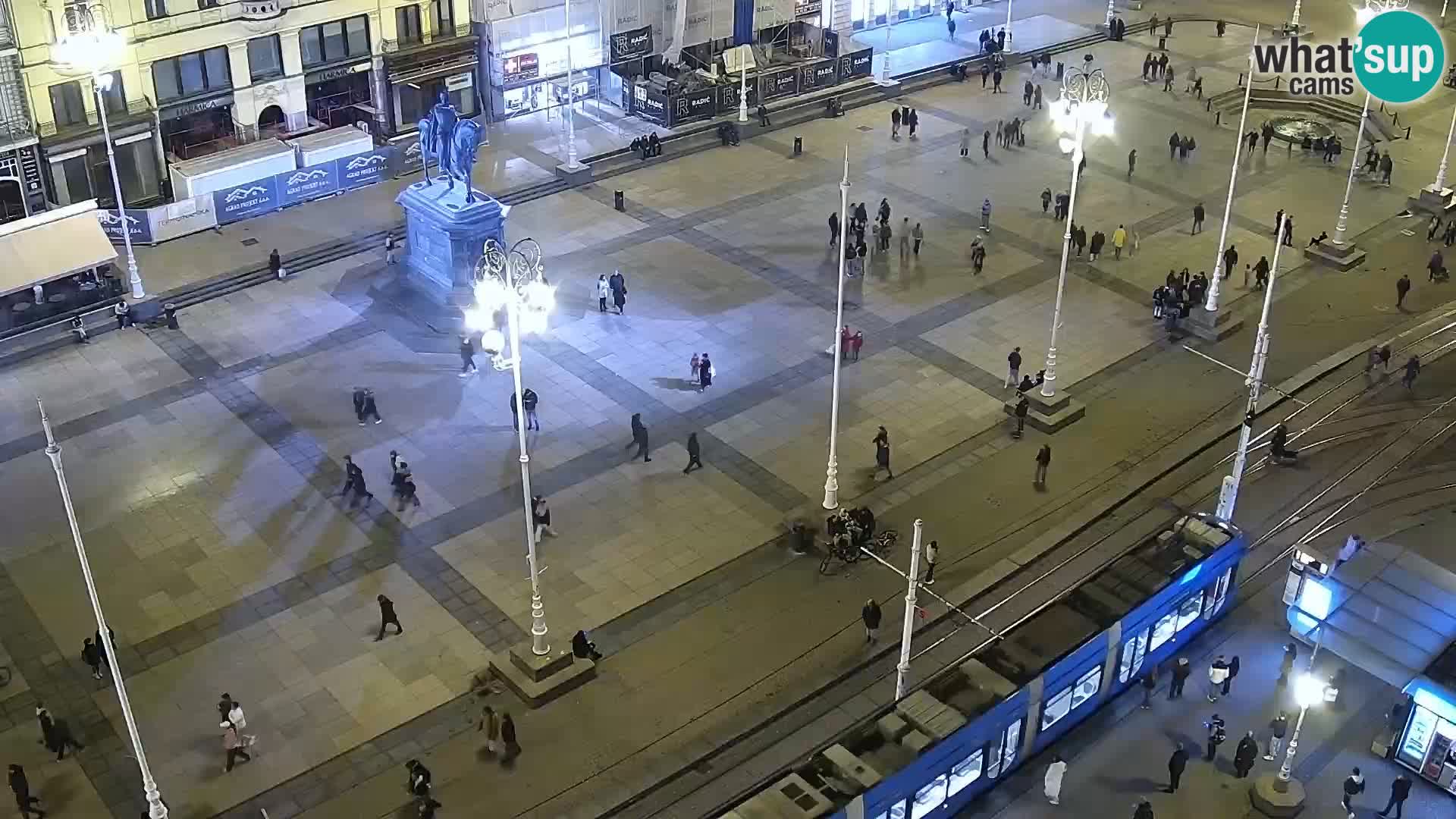 Trg Bana Jelačića v živo Zagreb – Hotel Dubrovnik