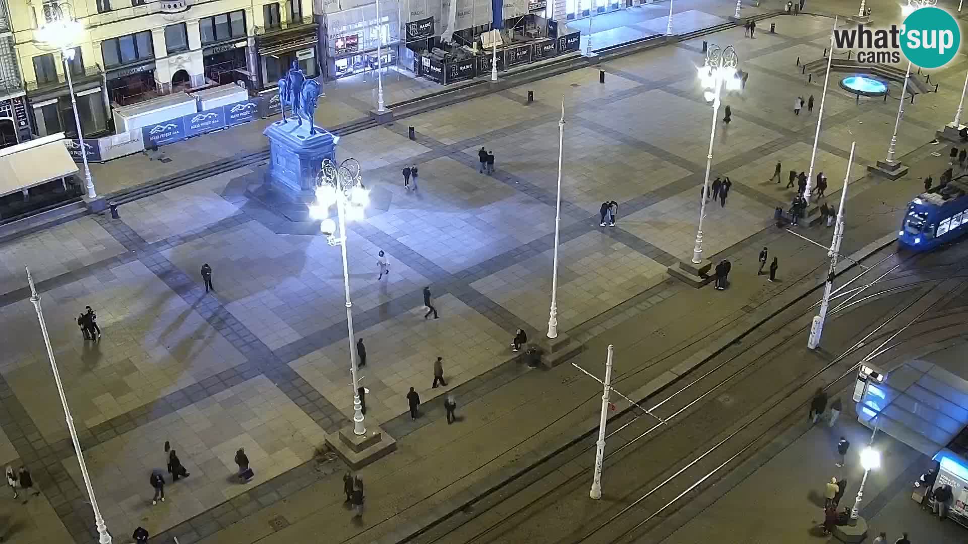 Trg Bana Jelačića web kamera Zagreb – Hotel Dubrovnik