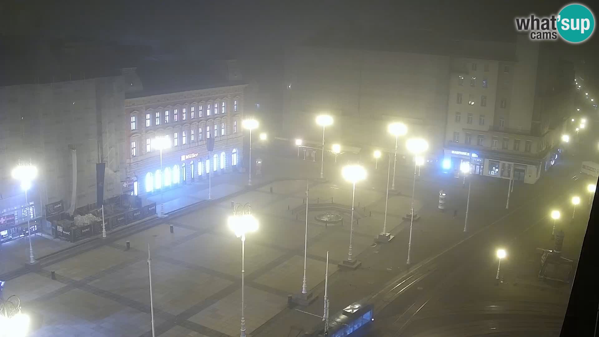 Ban Jelačić live cam Zagreb – Hotel Dubrovnik