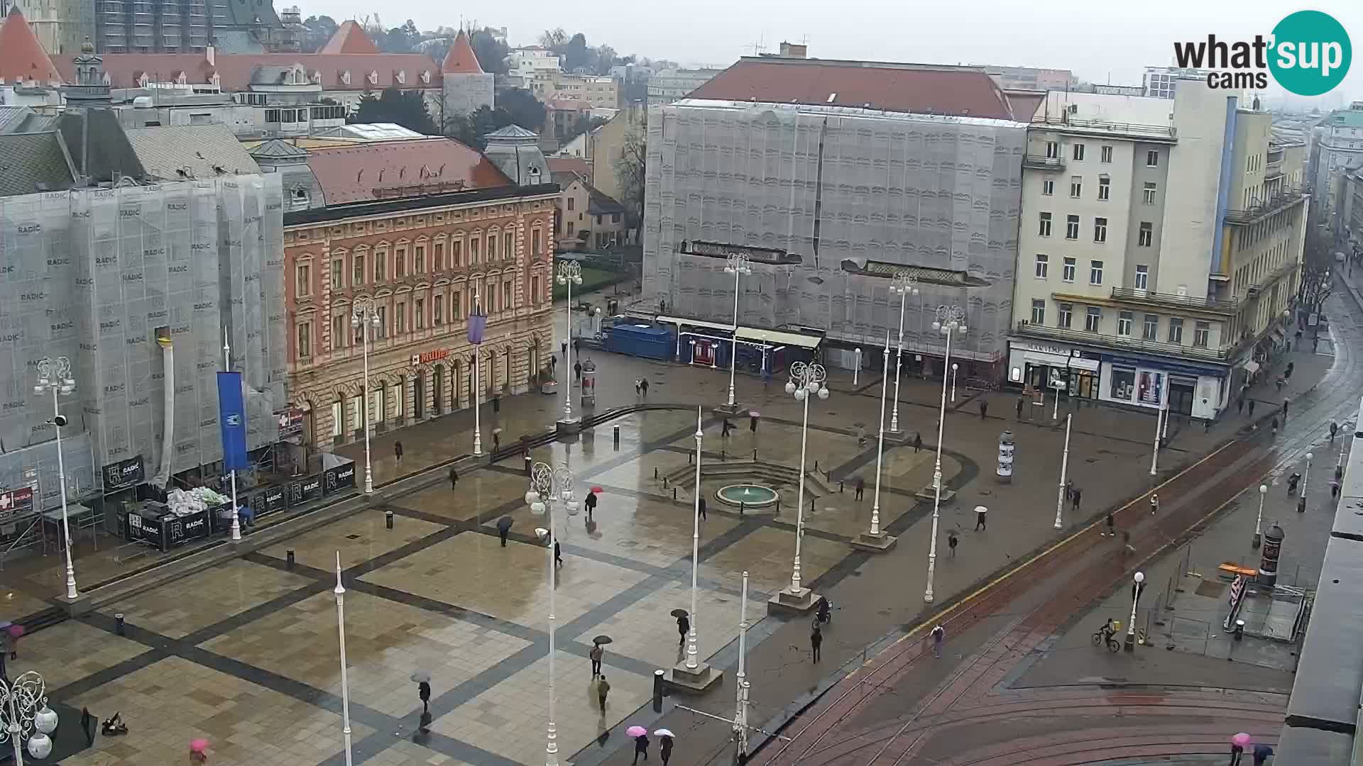 Trg Bana Jelačića v živo Zagreb – Hotel Dubrovnik