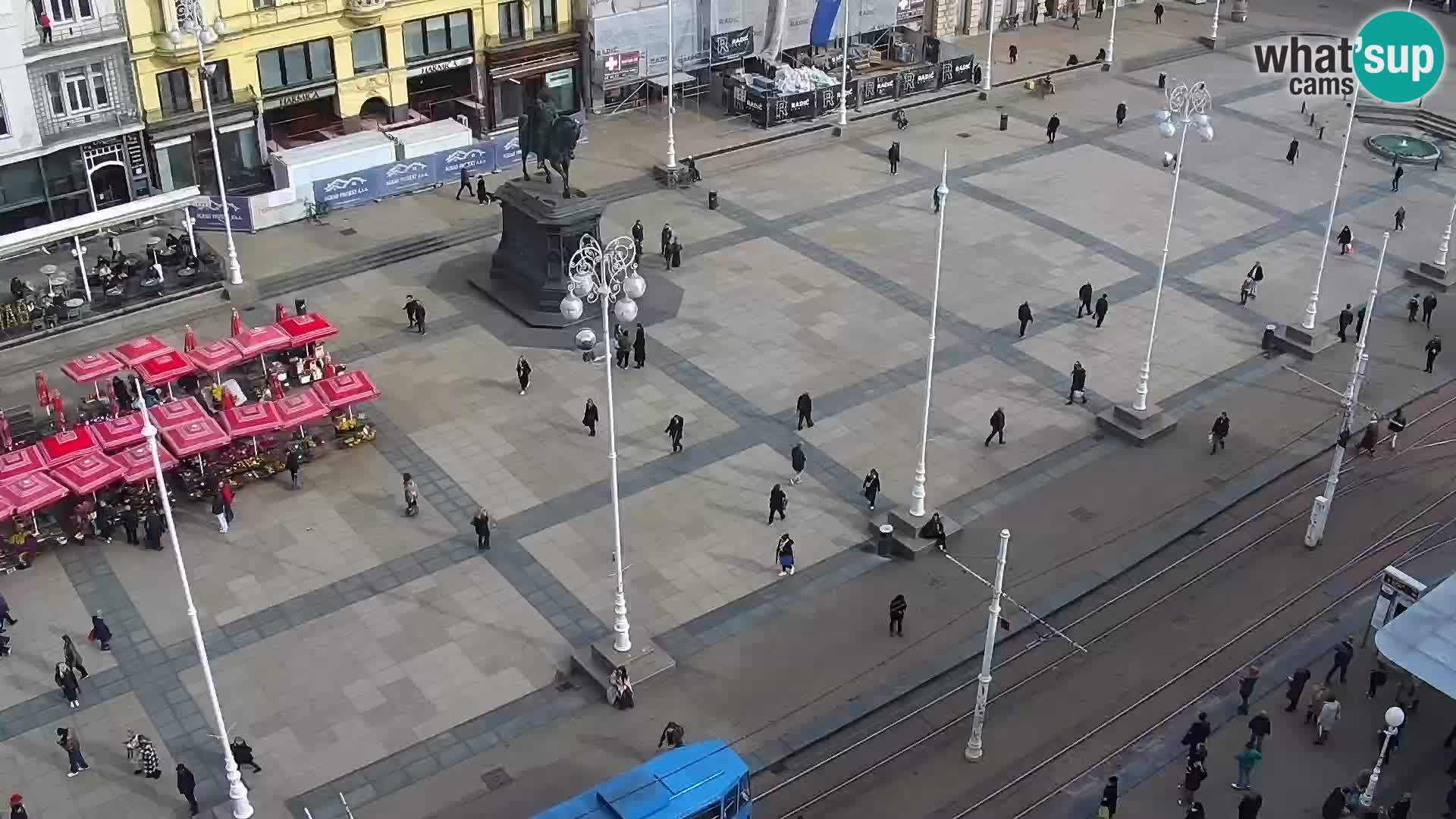 Trg Bana Jelačića v živo Zagreb – Hotel Dubrovnik