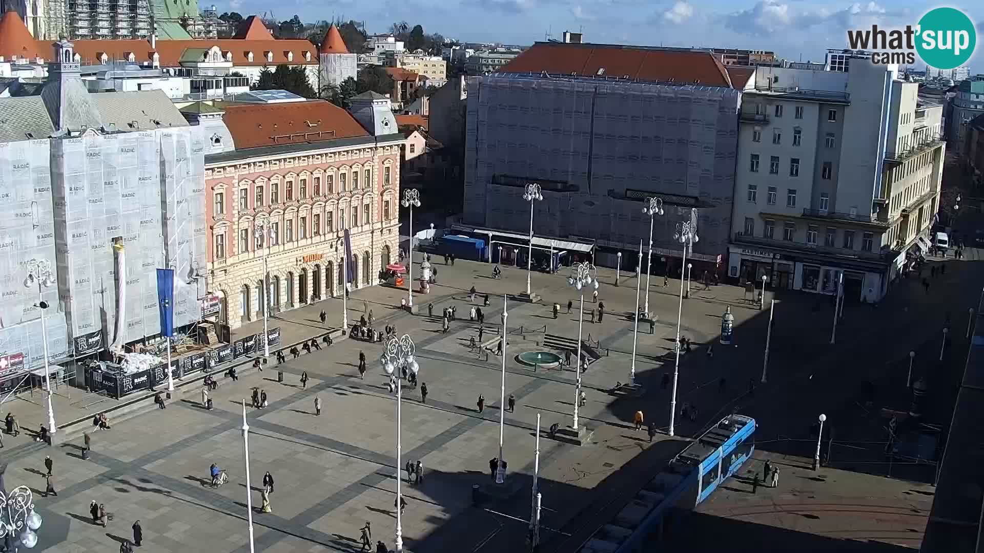 Ban Jelačić Platz  Live webcam Zagreb – Hotel Dubrovnik