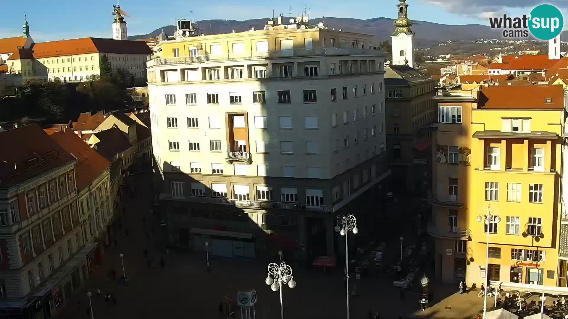 Ban Jelačić Platz  Live webcam Zagreb – Hotel Dubrovnik