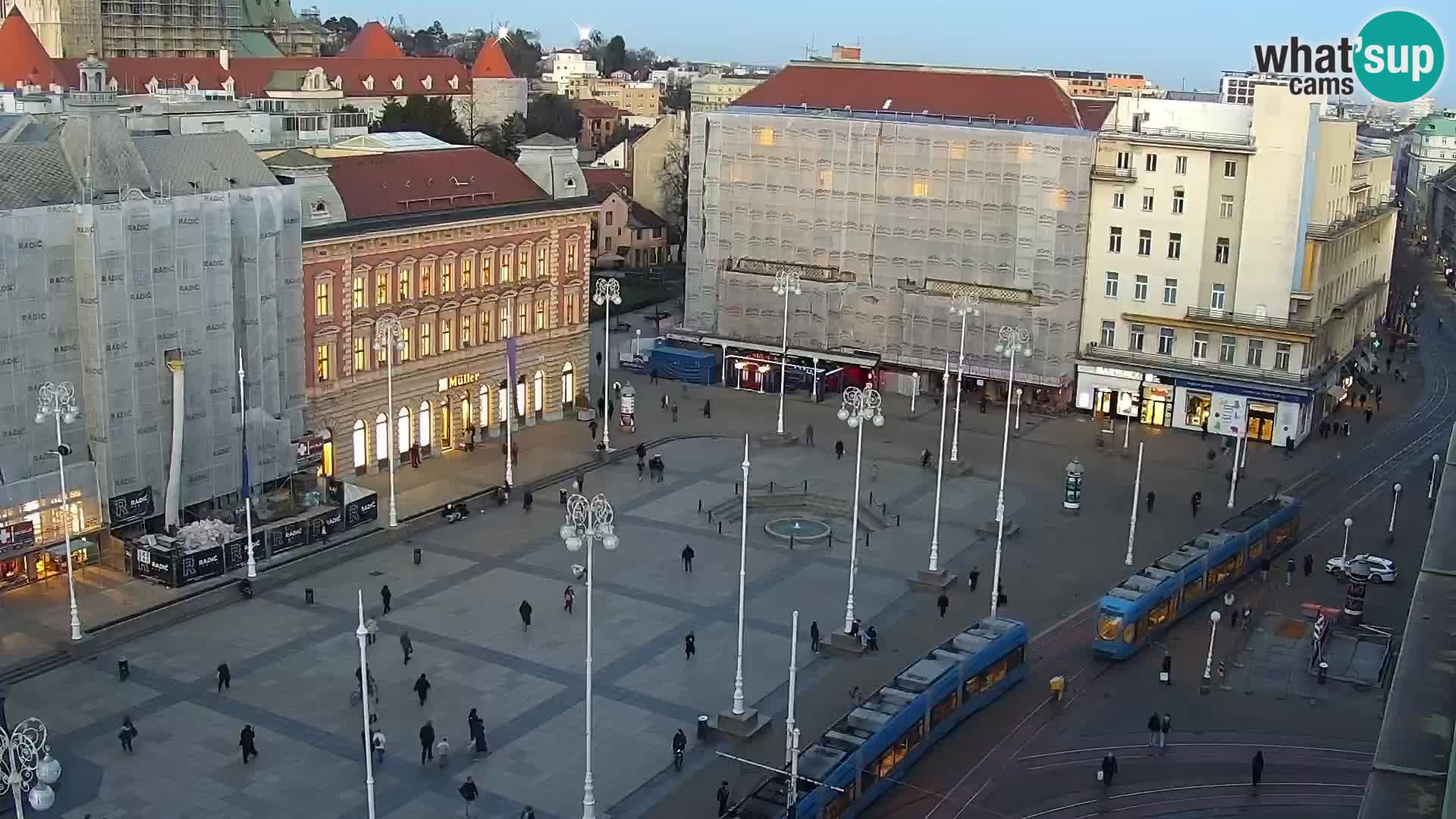 Ban Jelačić Platz  Live webcam Zagreb – Hotel Dubrovnik