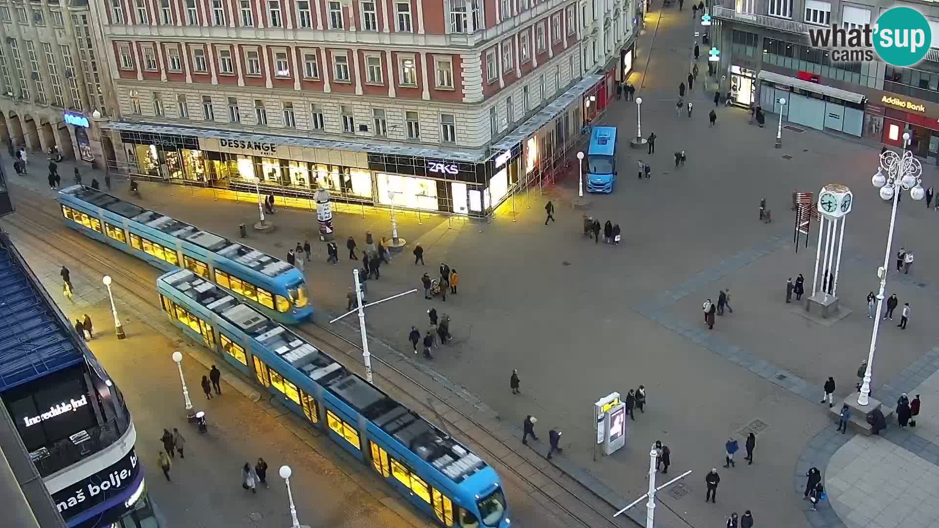 Ban Jelačić Platz  Live webcam Zagreb – Hotel Dubrovnik