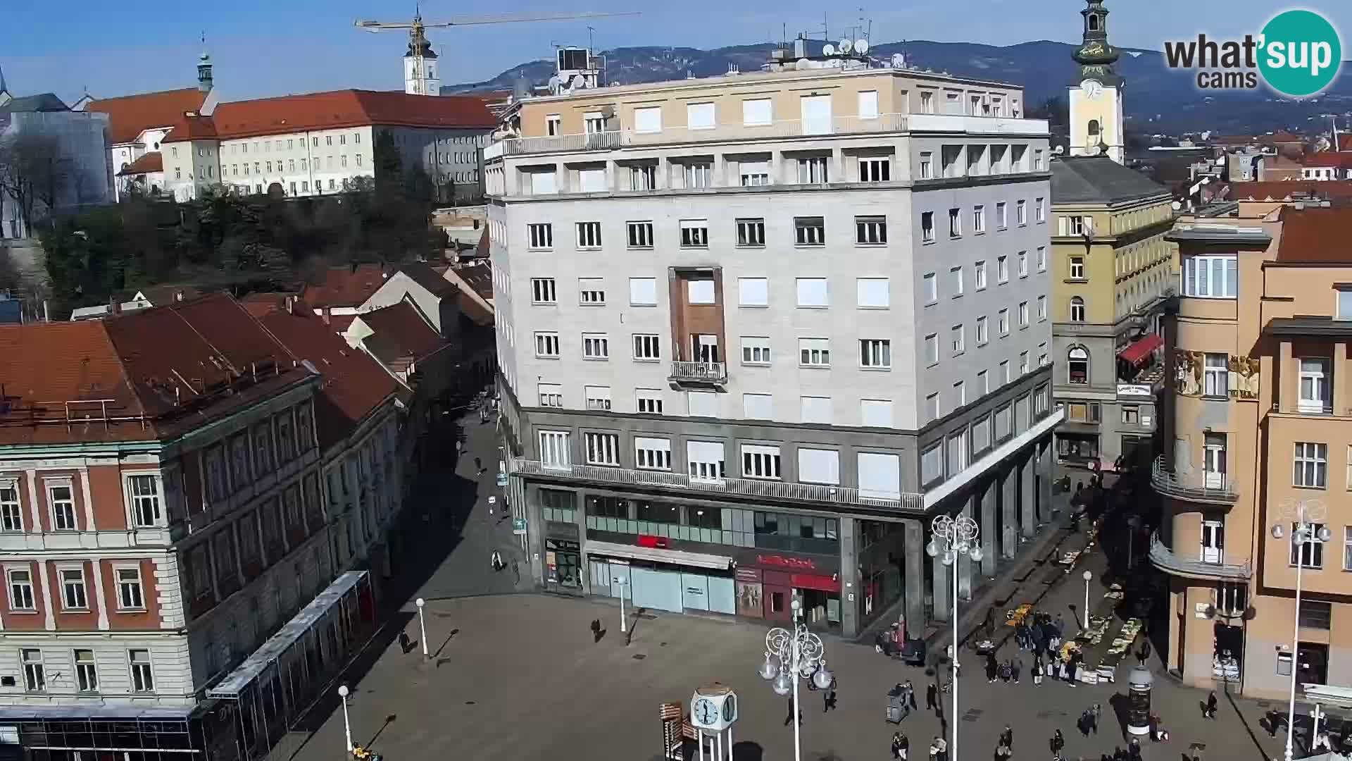 Piazza Ban Jelačić livecam Zagreb – Hotel Dubrovnik