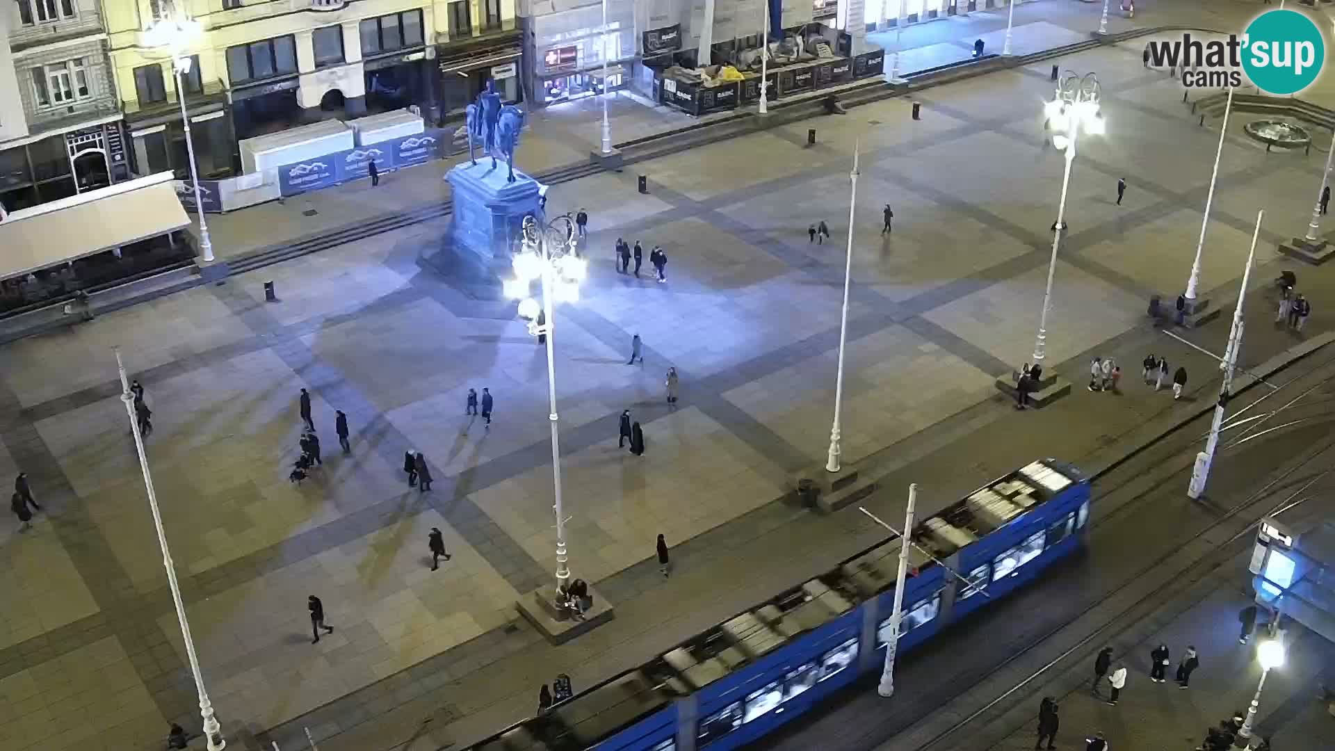 Trg Bana Jelačića web kamera Zagreb – Hotel Dubrovnik