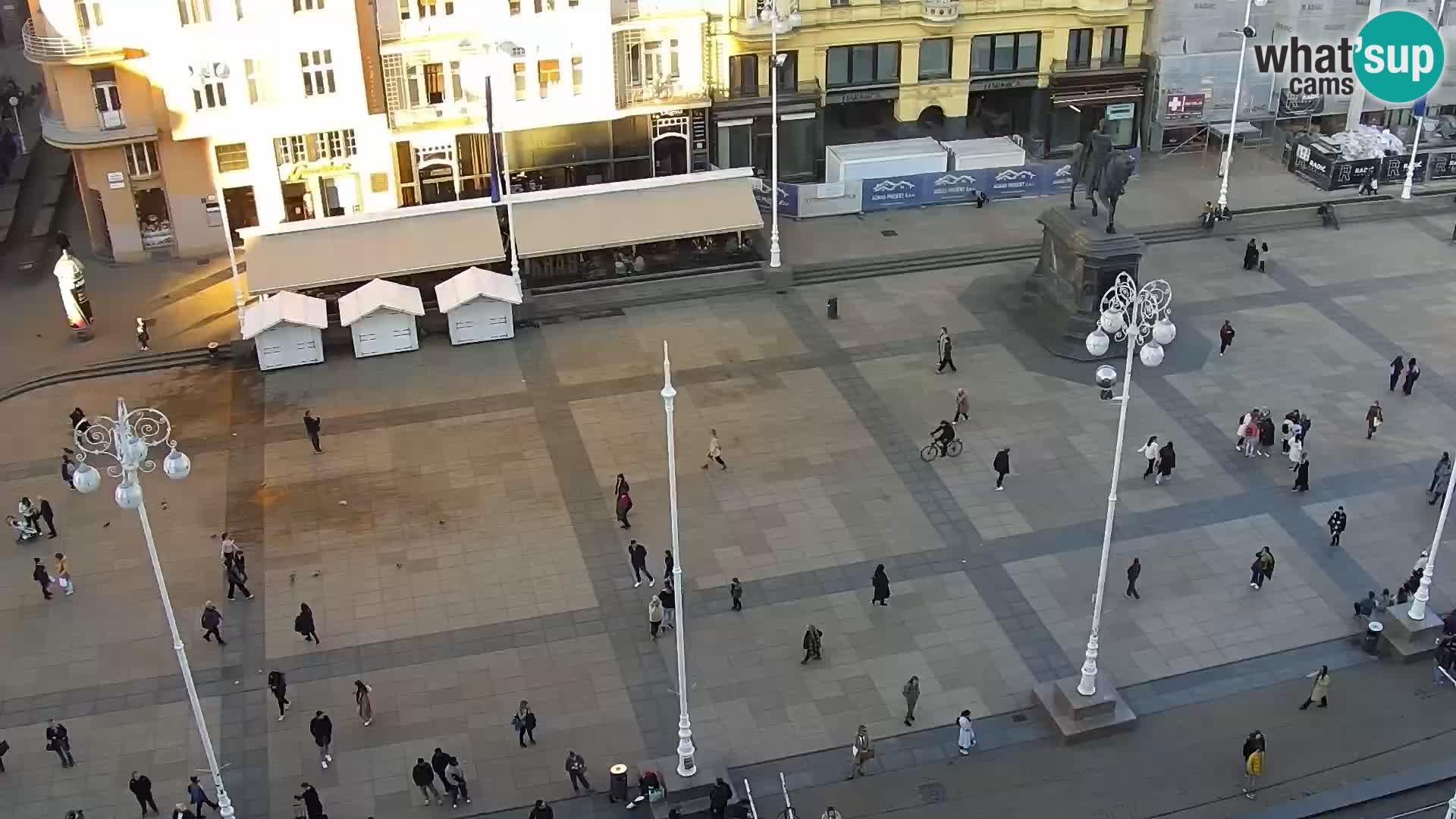 Trg Bana Jelačića web kamera Zagreb – Hotel Dubrovnik