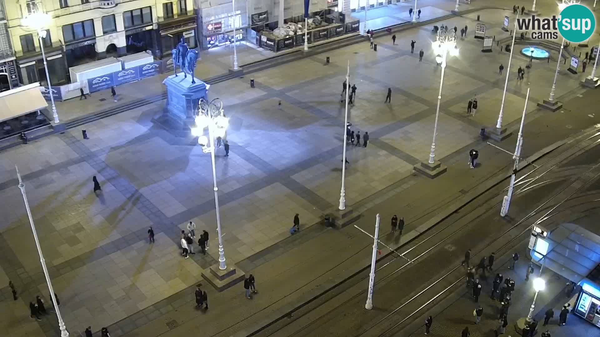 Trg Bana Jelačića web kamera Zagreb – Hotel Dubrovnik