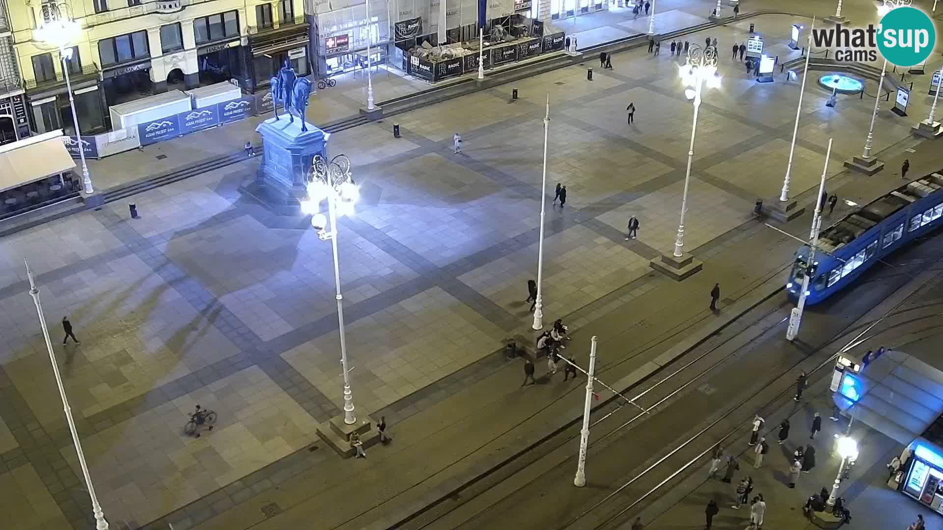 Trg Bana Jelačića web kamera Zagreb – Hotel Dubrovnik