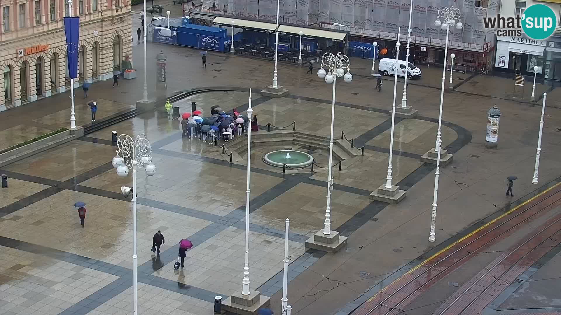 Trg Bana Jelačića v živo Zagreb – Hotel Dubrovnik