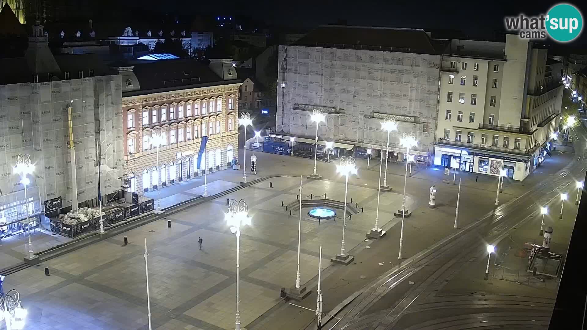 Trg Bana Jelačića web kamera Zagreb – Hotel Dubrovnik