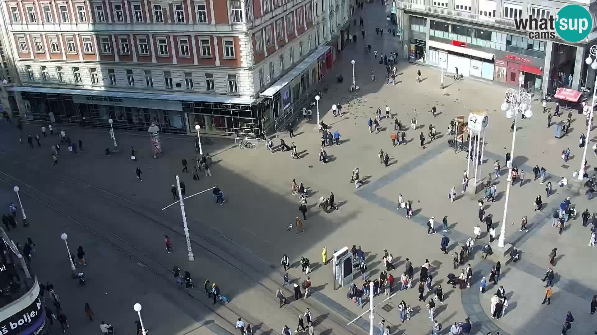 Trg Bana Jelačića v živo Zagreb – Hotel Dubrovnik