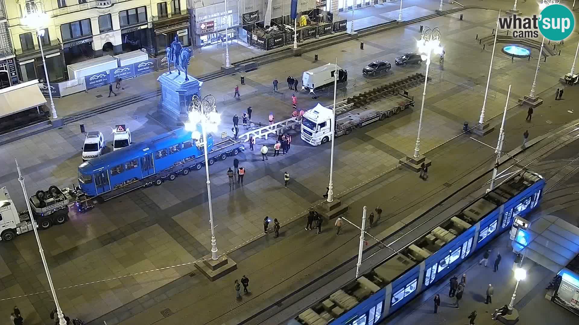 Trg Bana Jelačića v živo Zagreb – Hotel Dubrovnik