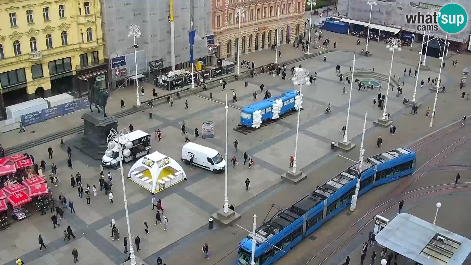 Trg Bana Jelačića web kamera Zagreb – Hotel Dubrovnik