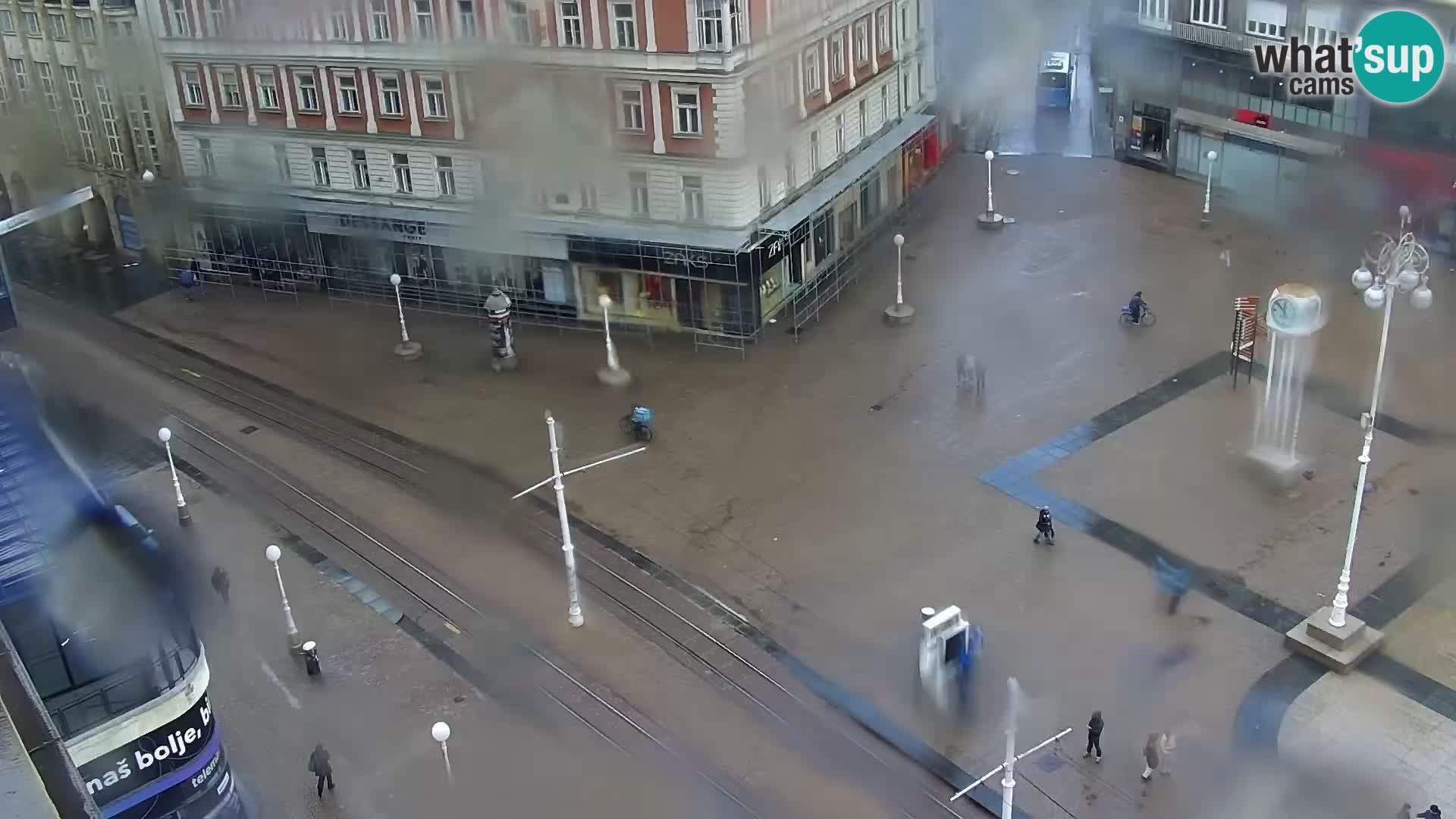 Ban Jelačić Platz  Live webcam Zagreb – Hotel Dubrovnik