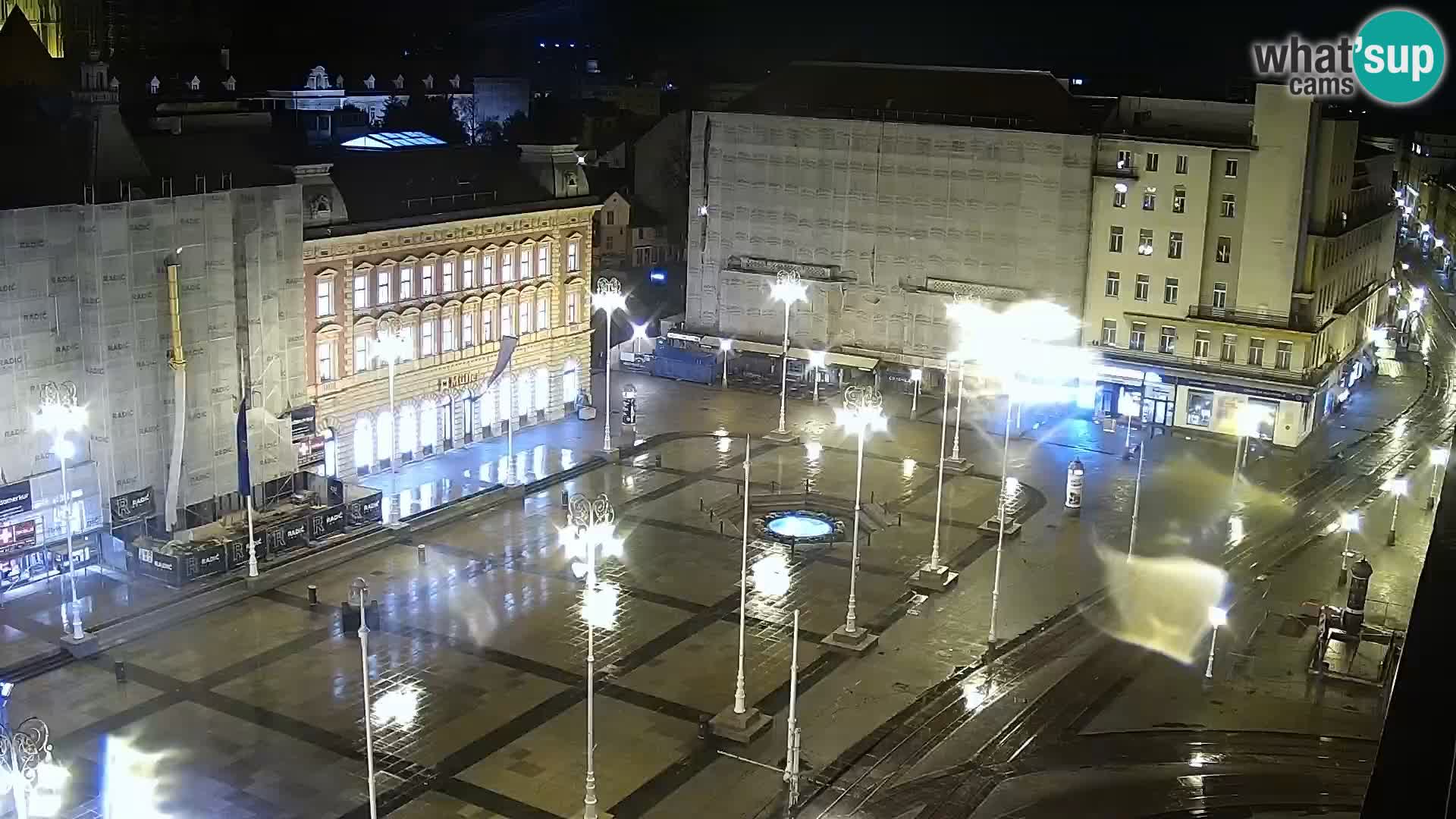 Trg Bana Jelačića v živo Zagreb – Hotel Dubrovnik