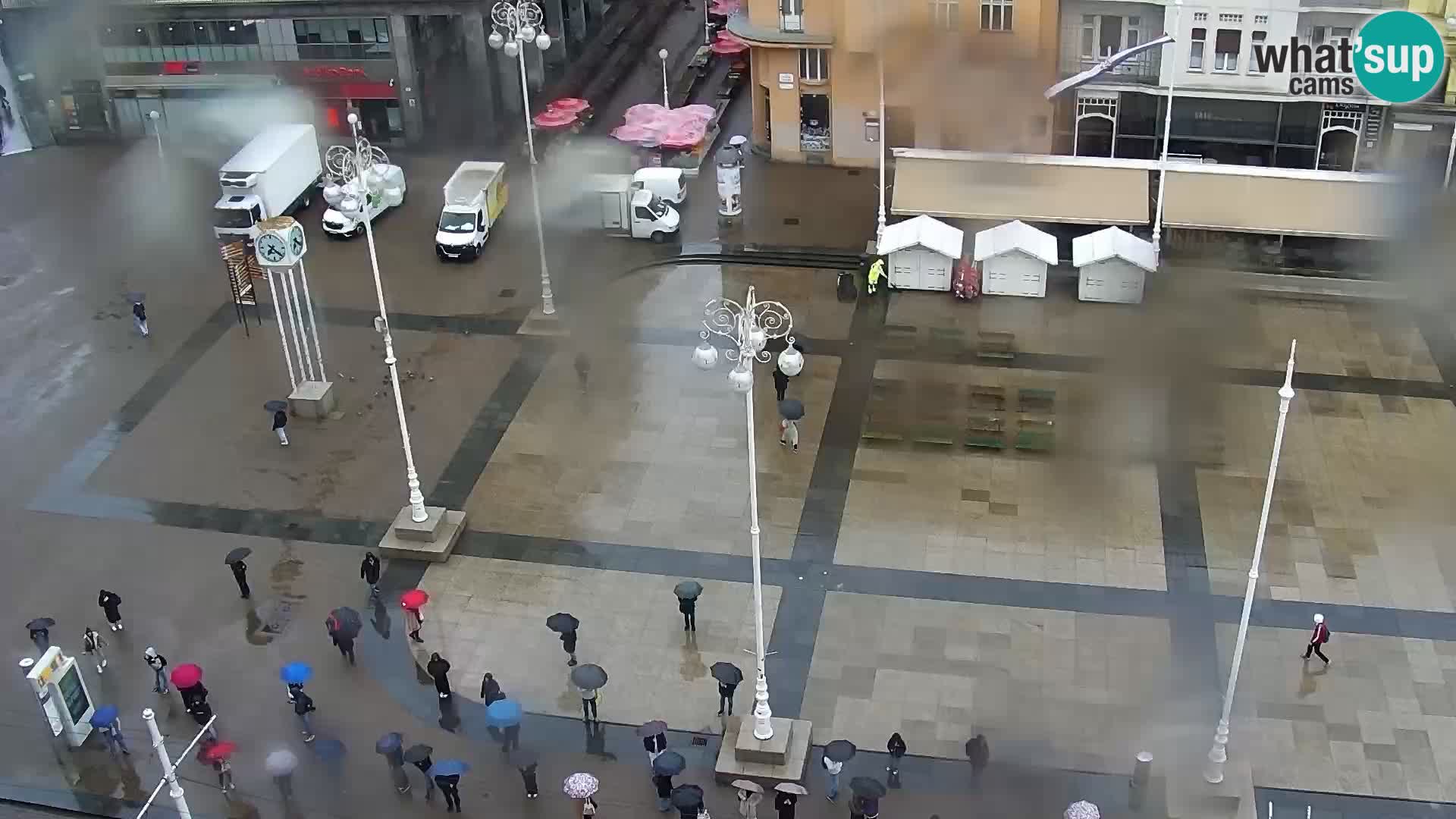 Ban Jelačić Platz  Live webcam Zagreb – Hotel Dubrovnik
