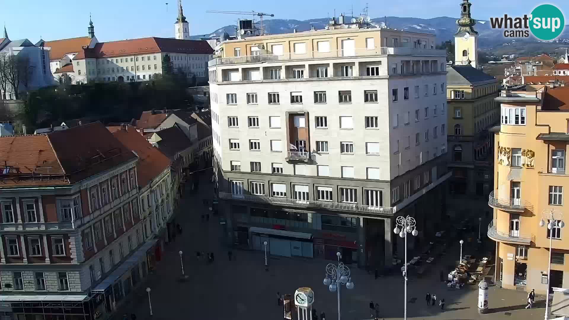 Ban Jelačić Platz  Live webcam Zagreb – Hotel Dubrovnik