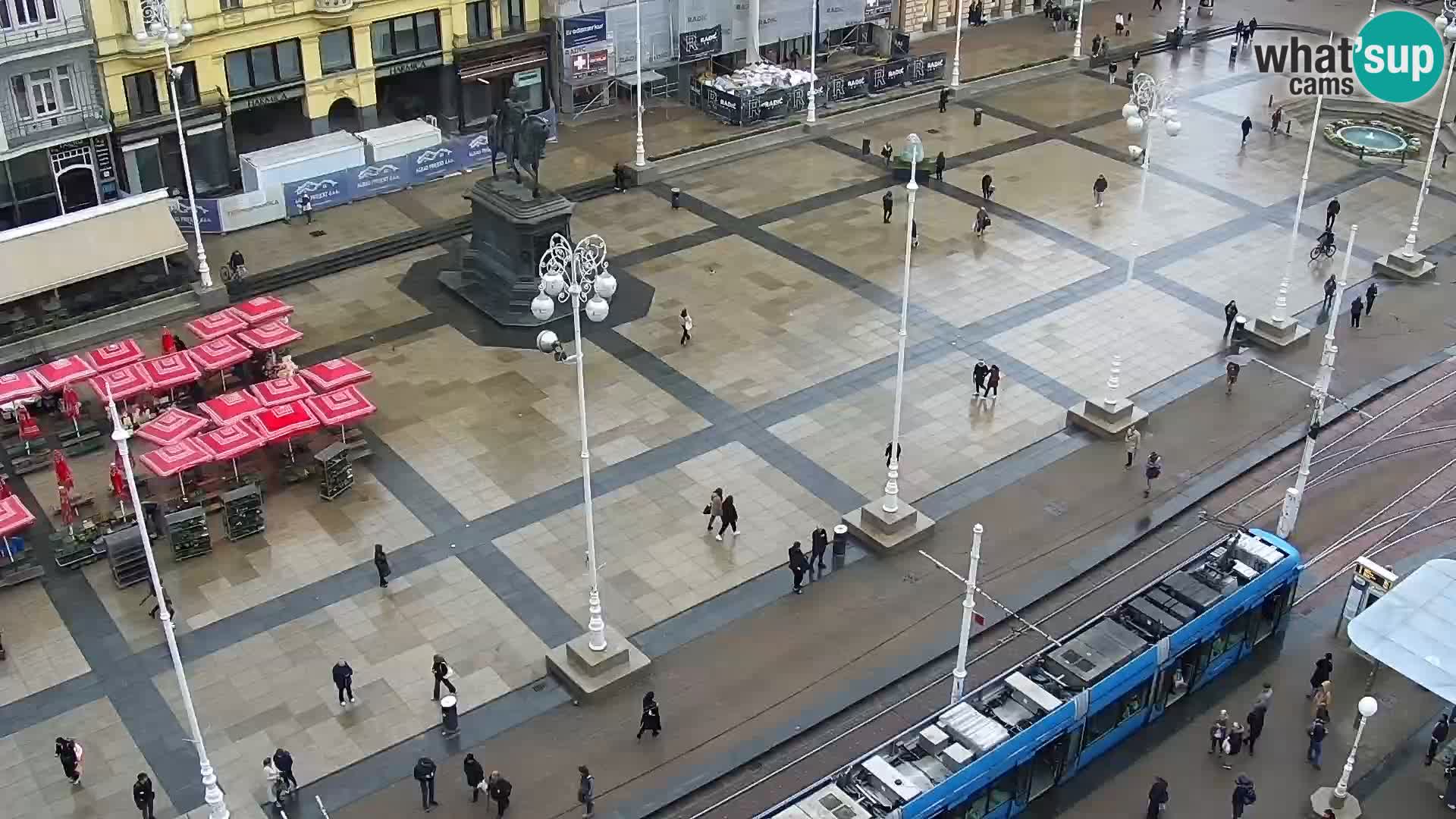 Trg Bana Jelačića web kamera Zagreb – Hotel Dubrovnik