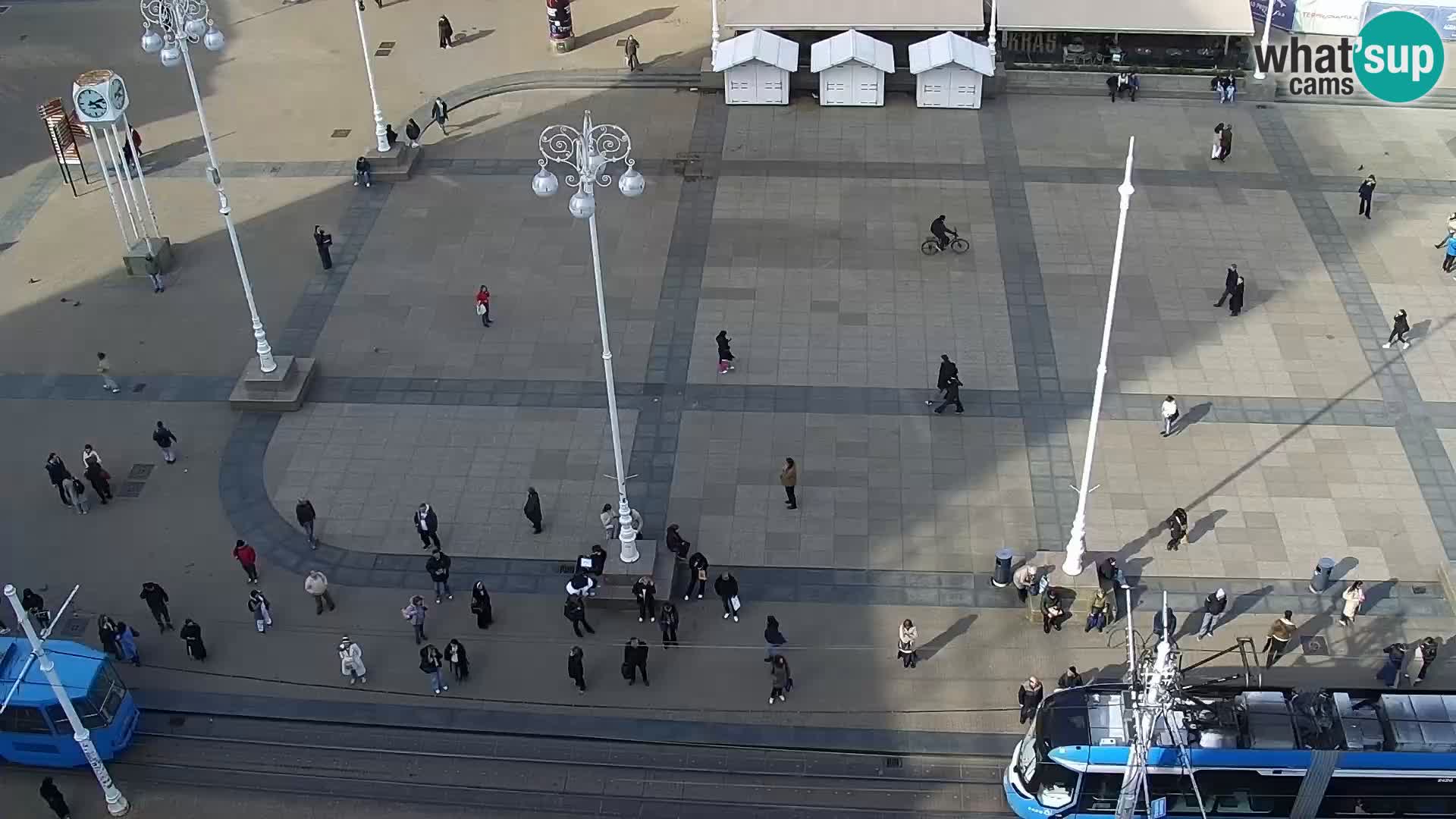 Trg Bana Jelačića v živo Zagreb – Hotel Dubrovnik