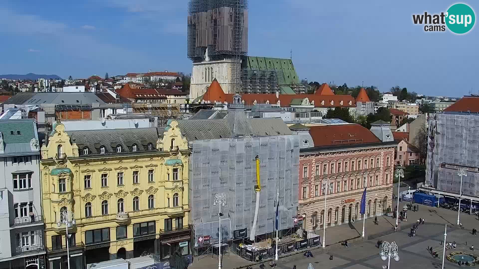 Trg Bana Jelačića web kamera Zagreb – Hotel Dubrovnik