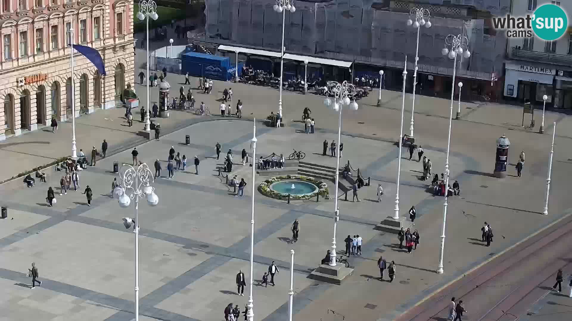 Trg Bana Jelačića v živo Zagreb – Hotel Dubrovnik