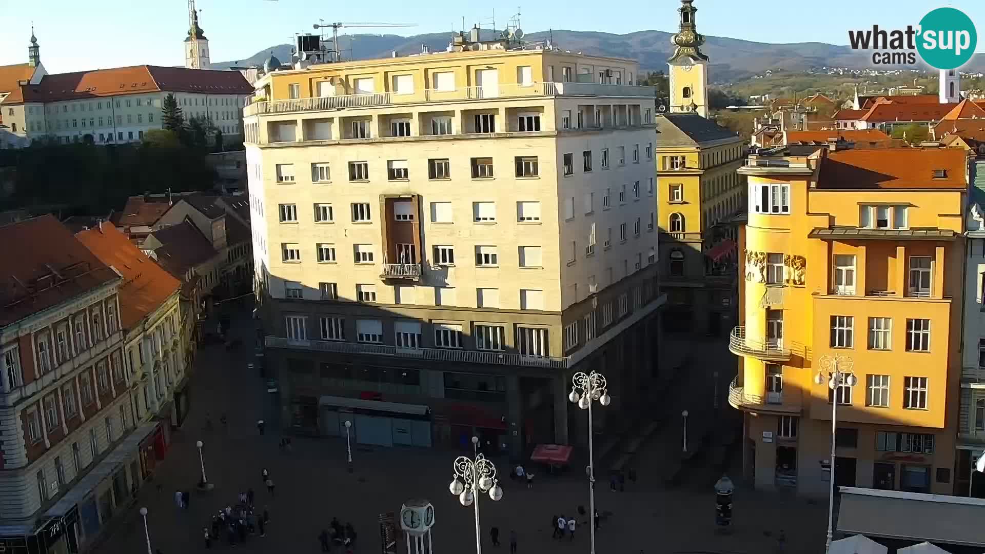 Piazza Ban Jelačić livecam Zagreb – Hotel Dubrovnik