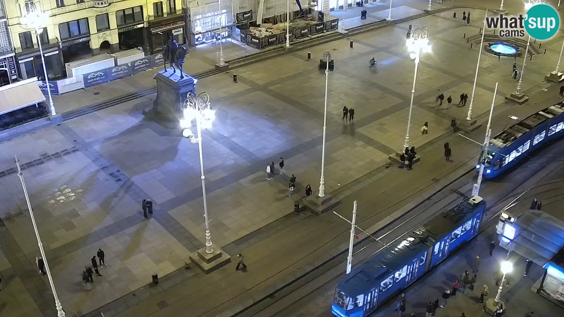 Trg Bana Jelačića web kamera Zagreb – Hotel Dubrovnik