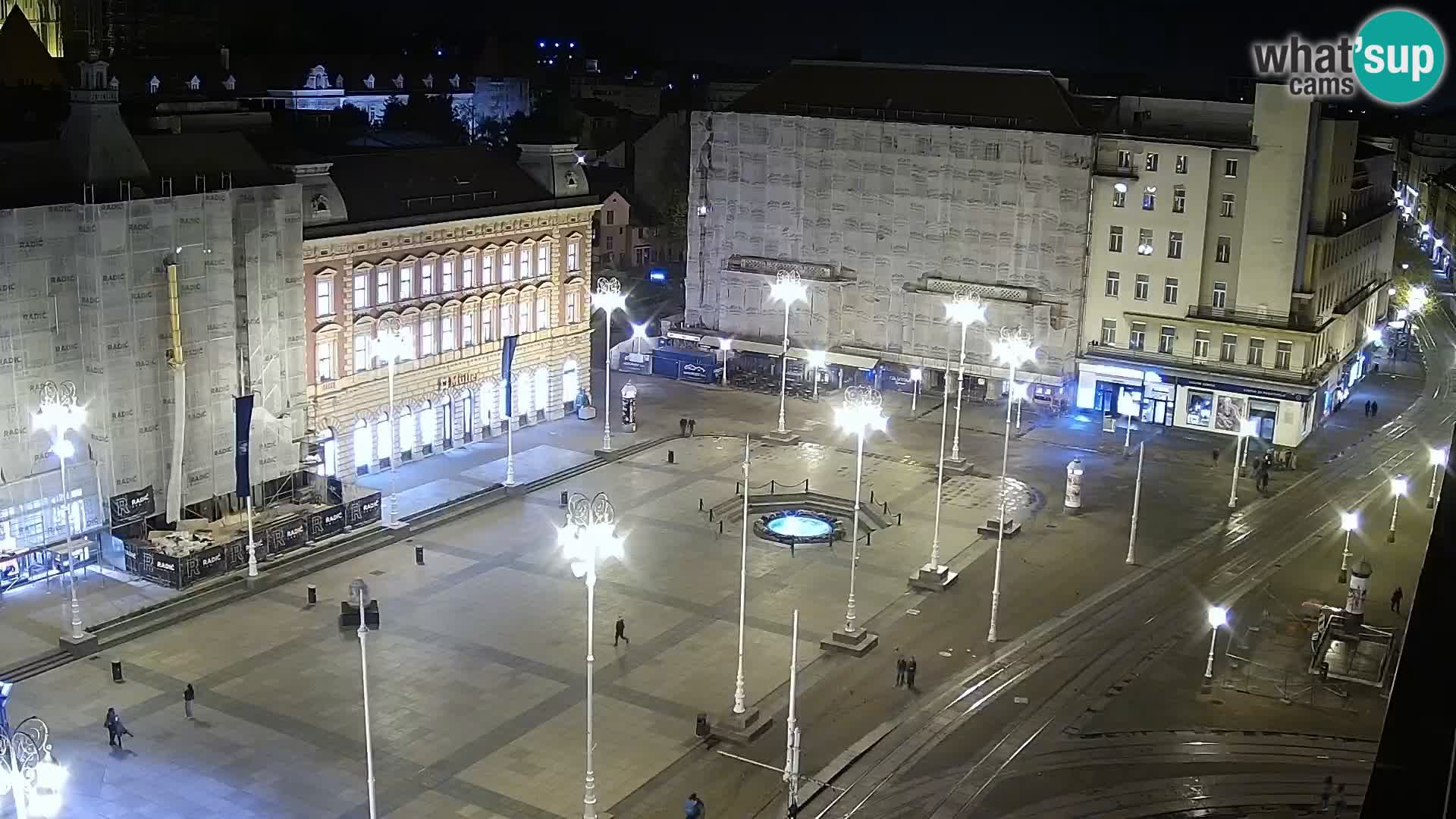 Trg Bana Jelačića v živo Zagreb – Hotel Dubrovnik