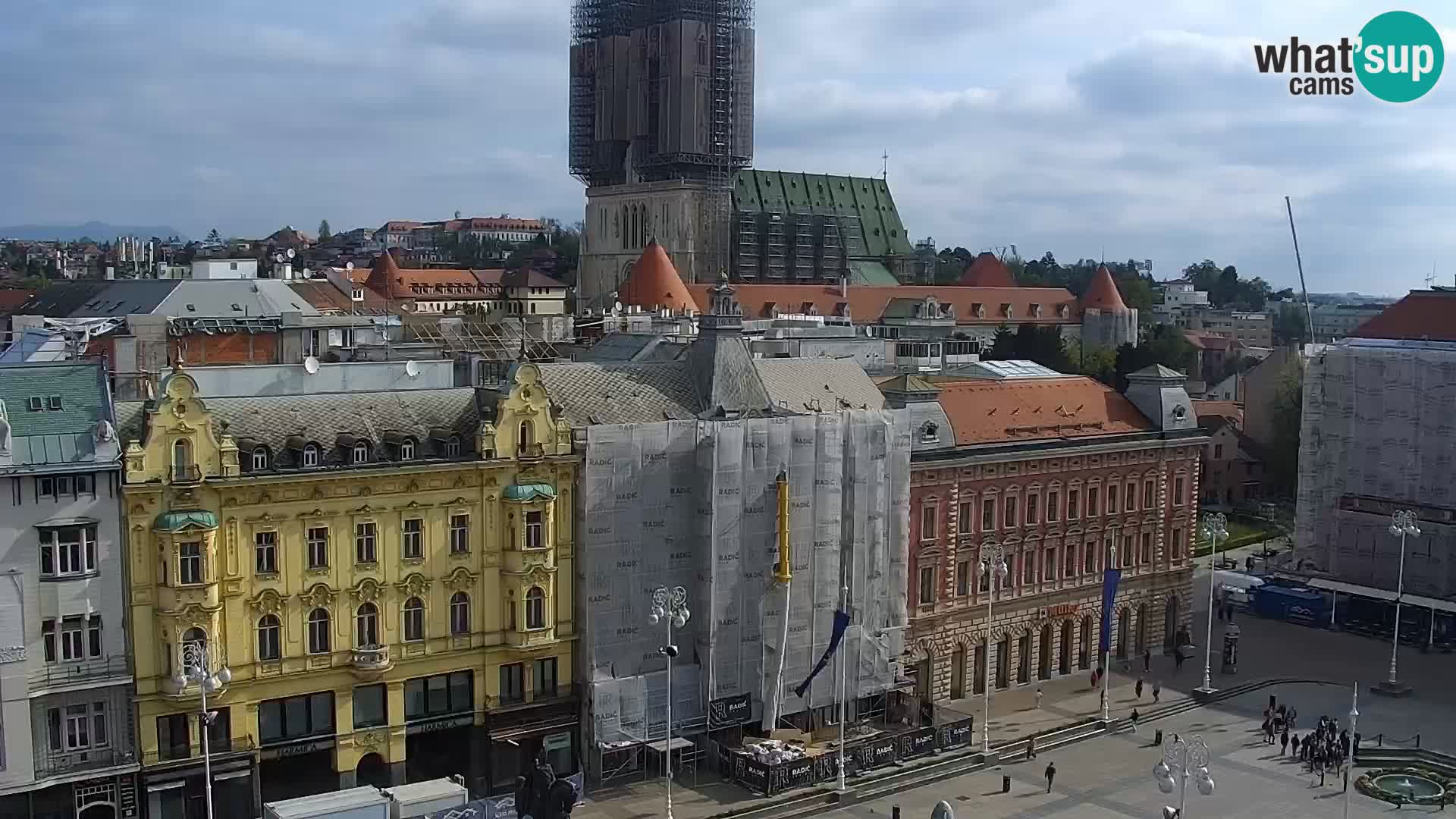 Trg Bana Jelačića v živo Zagreb – Hotel Dubrovnik