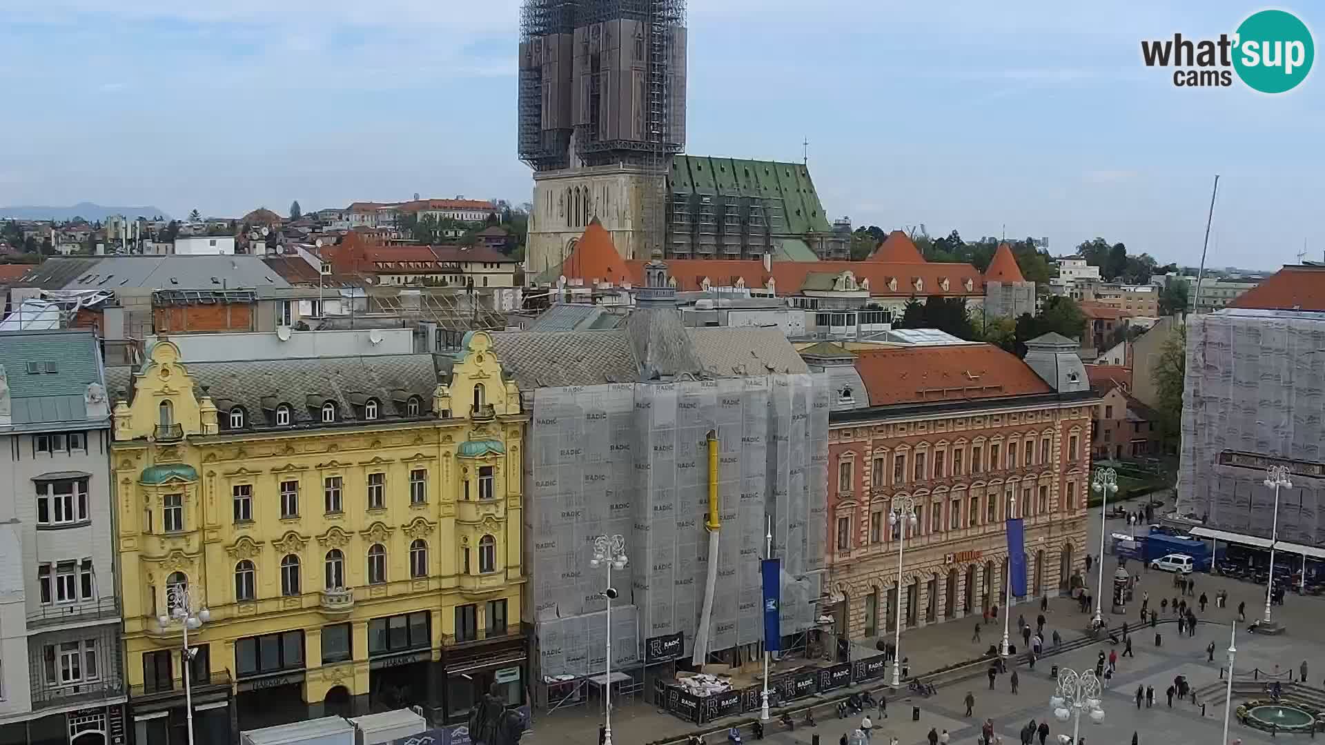 Trg Bana Jelačića v živo Zagreb – Hotel Dubrovnik