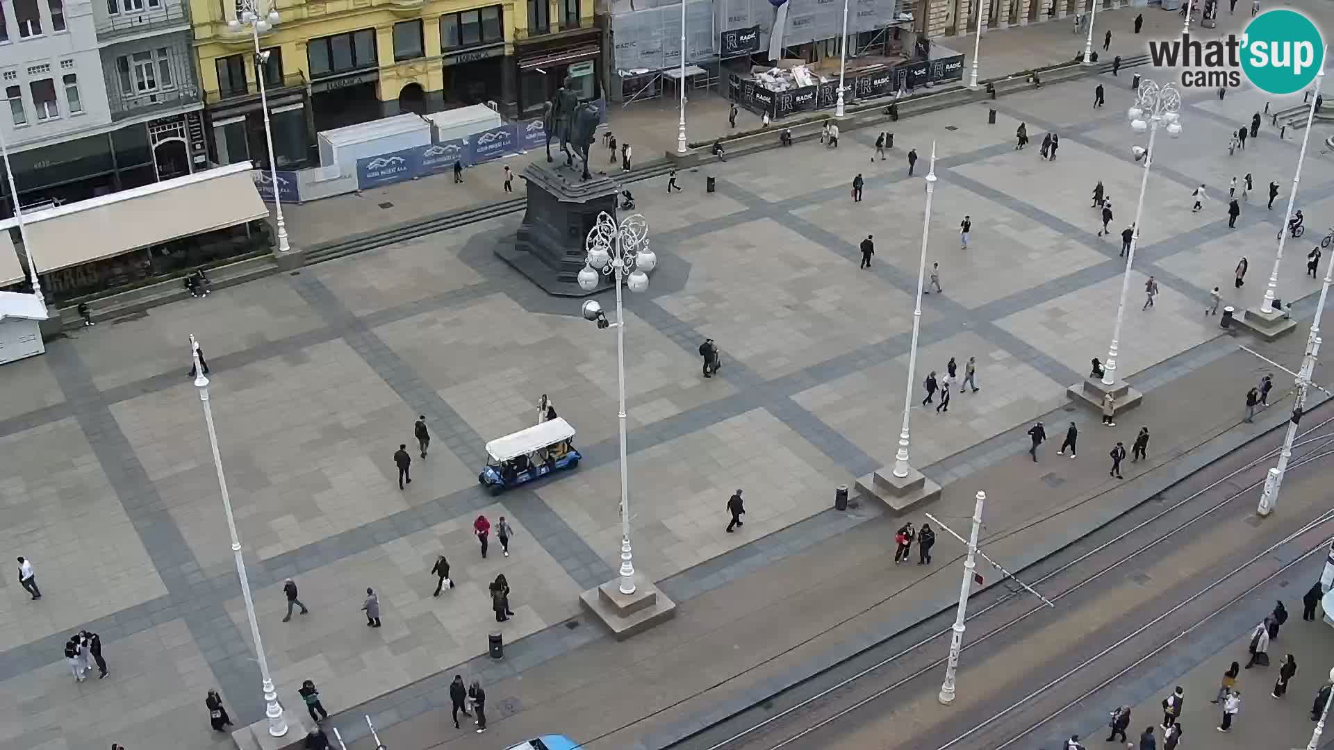Trg Bana Jelačića web kamera Zagreb – Hotel Dubrovnik
