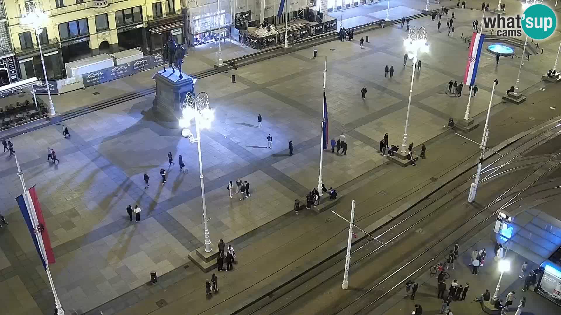 Trg Bana Jelačića v živo Zagreb – Hotel Dubrovnik