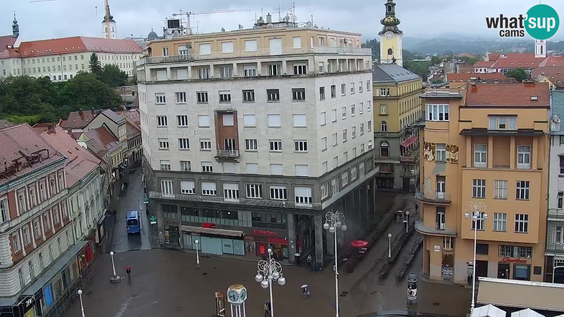 Ban Jelačić Platz  Live webcam Zagreb – Hotel Dubrovnik