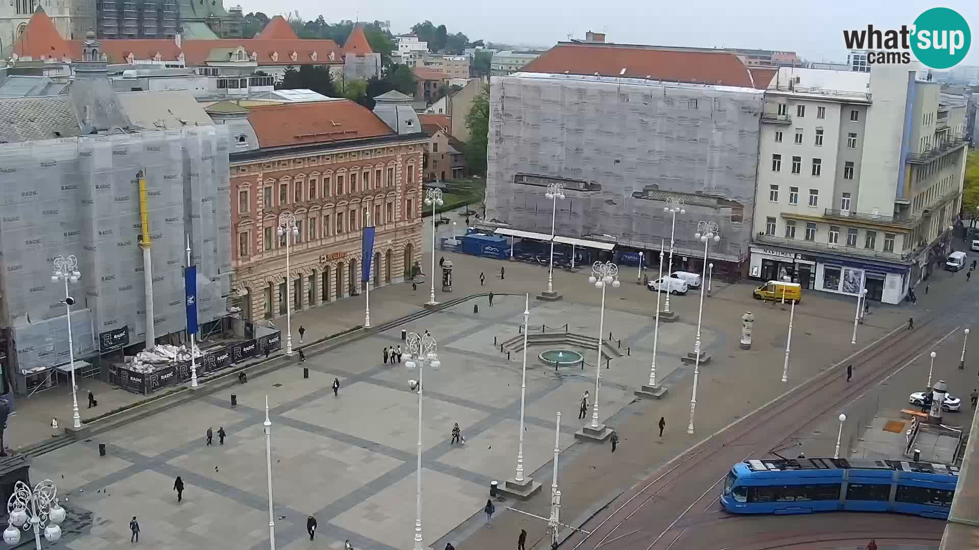 Trg Bana Jelačića v živo Zagreb – Hotel Dubrovnik