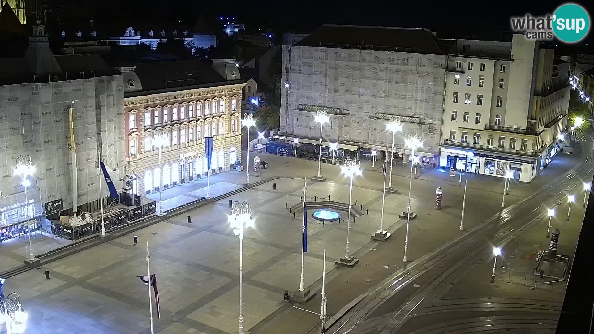 Trg Bana Jelačića v živo Zagreb – Hotel Dubrovnik