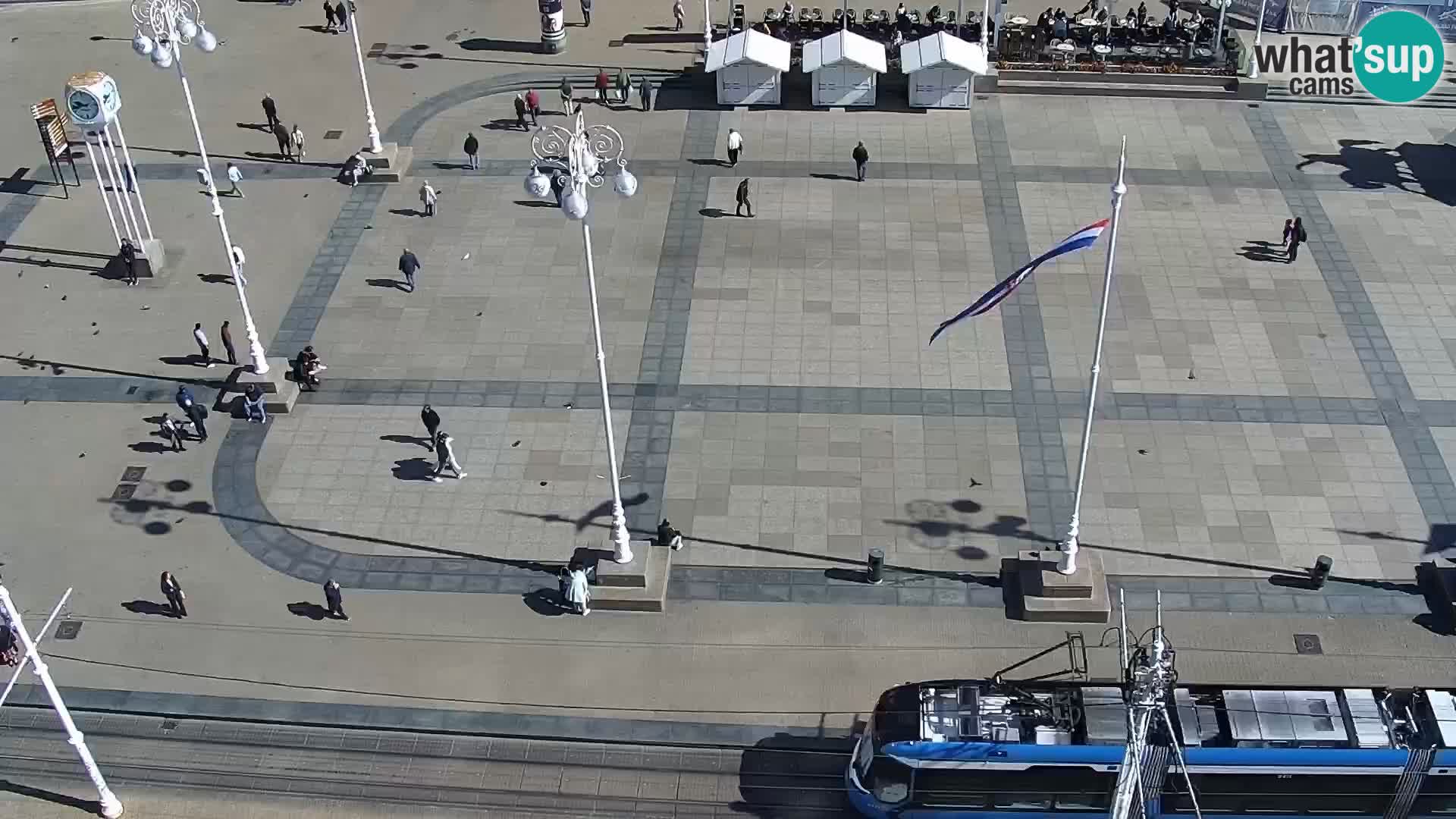 Trg Bana Jelačića v živo Zagreb – Hotel Dubrovnik