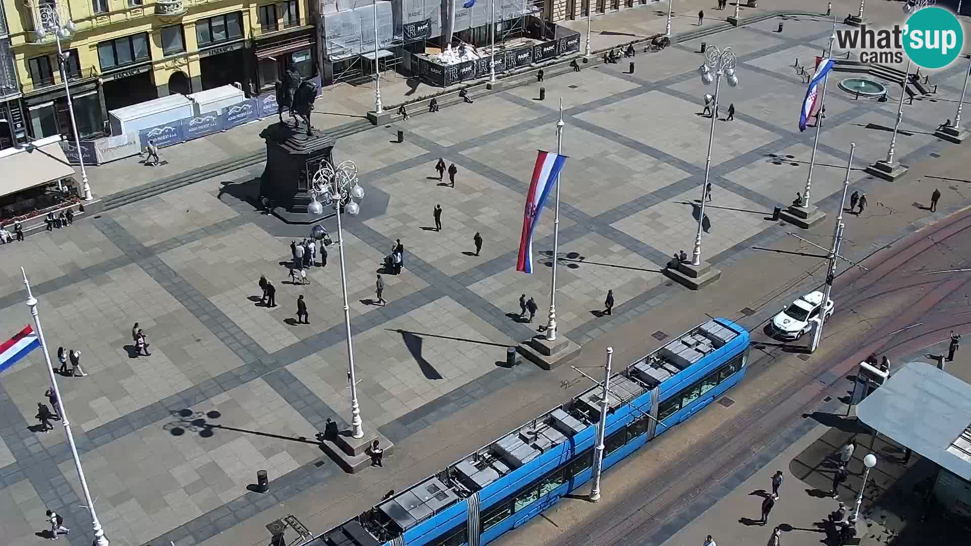 Trg Bana Jelačića web kamera Zagreb – Hotel Dubrovnik