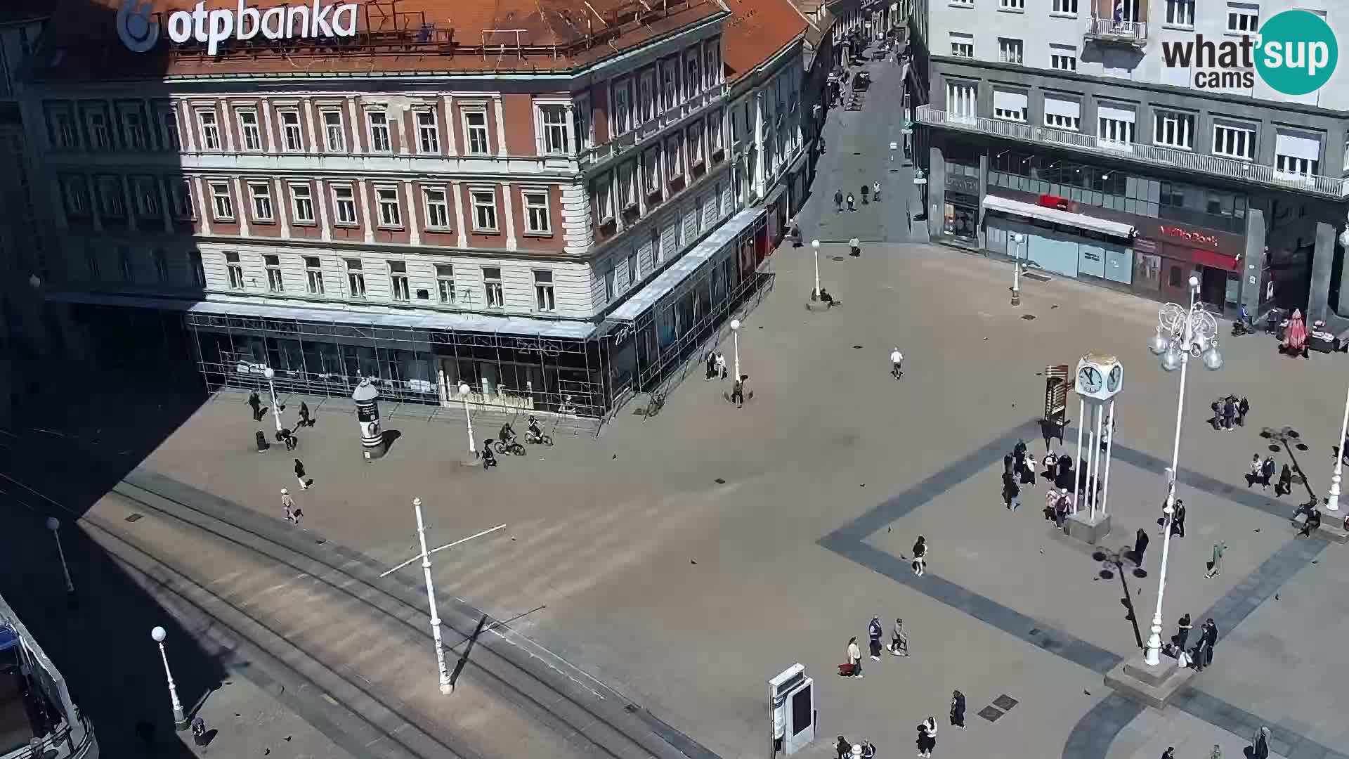 Trg Bana Jelačića v živo Zagreb – Hotel Dubrovnik
