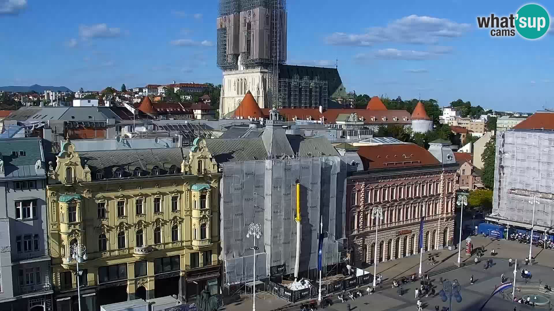 Trg Bana Jelačića v živo Zagreb – Hotel Dubrovnik