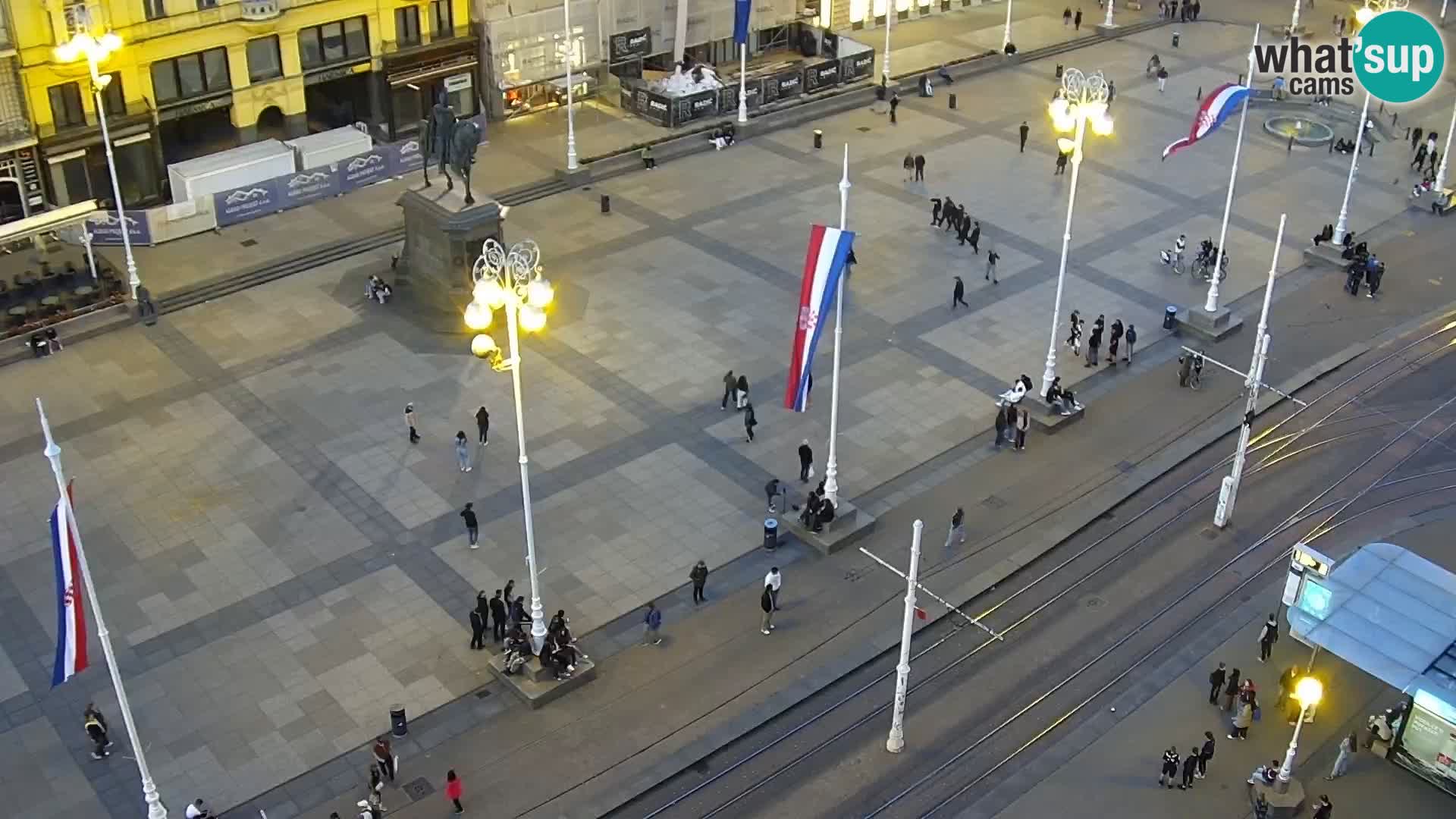 Trg Bana Jelačića v živo Zagreb – Hotel Dubrovnik