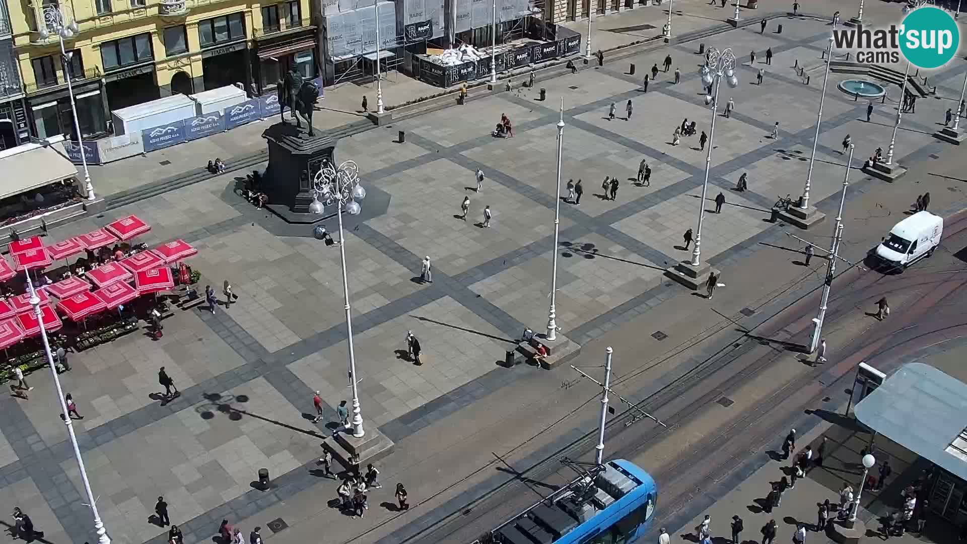 Trg Bana Jelačića v živo Zagreb – Hotel Dubrovnik