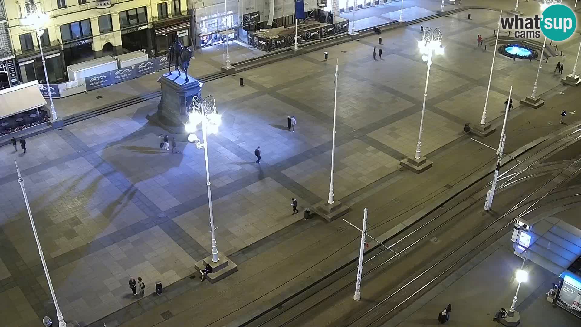 Trg Bana Jelačića v živo Zagreb – Hotel Dubrovnik
